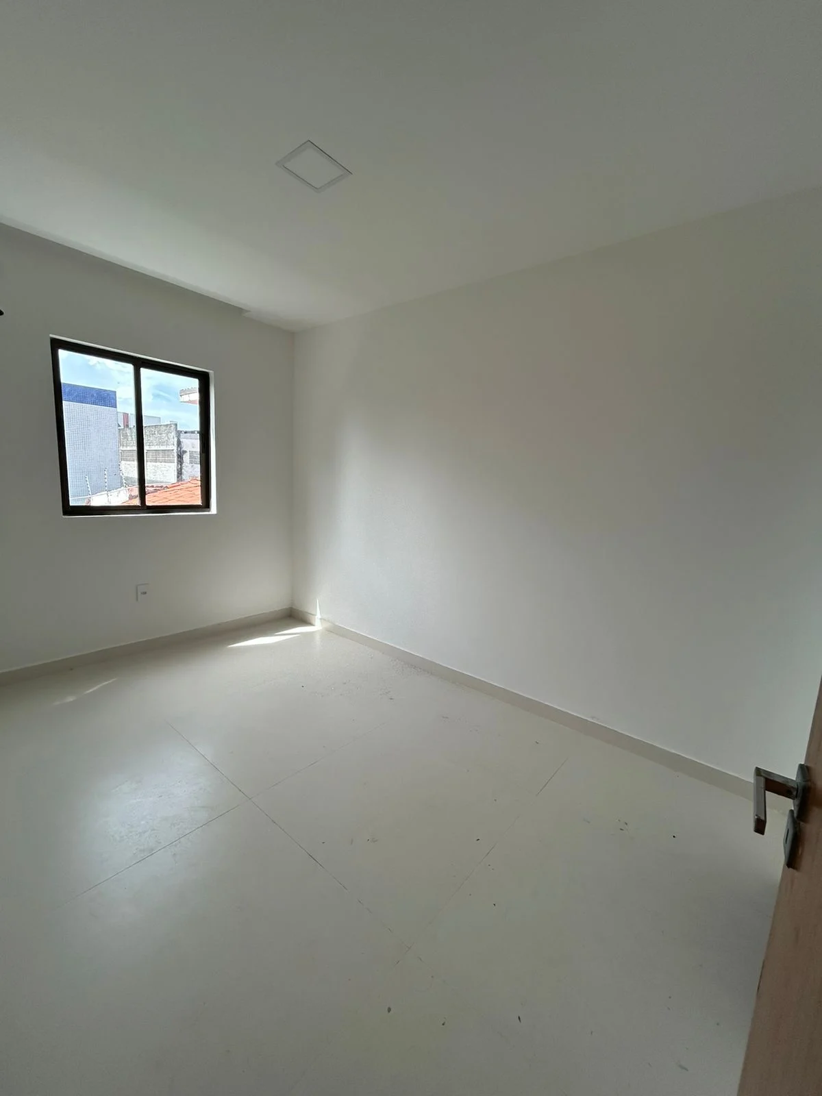 Apartamento no Jardim Cidade Universitária com 2 ou 3 Quartos sendo 1 Suíte, Opção de Térreo