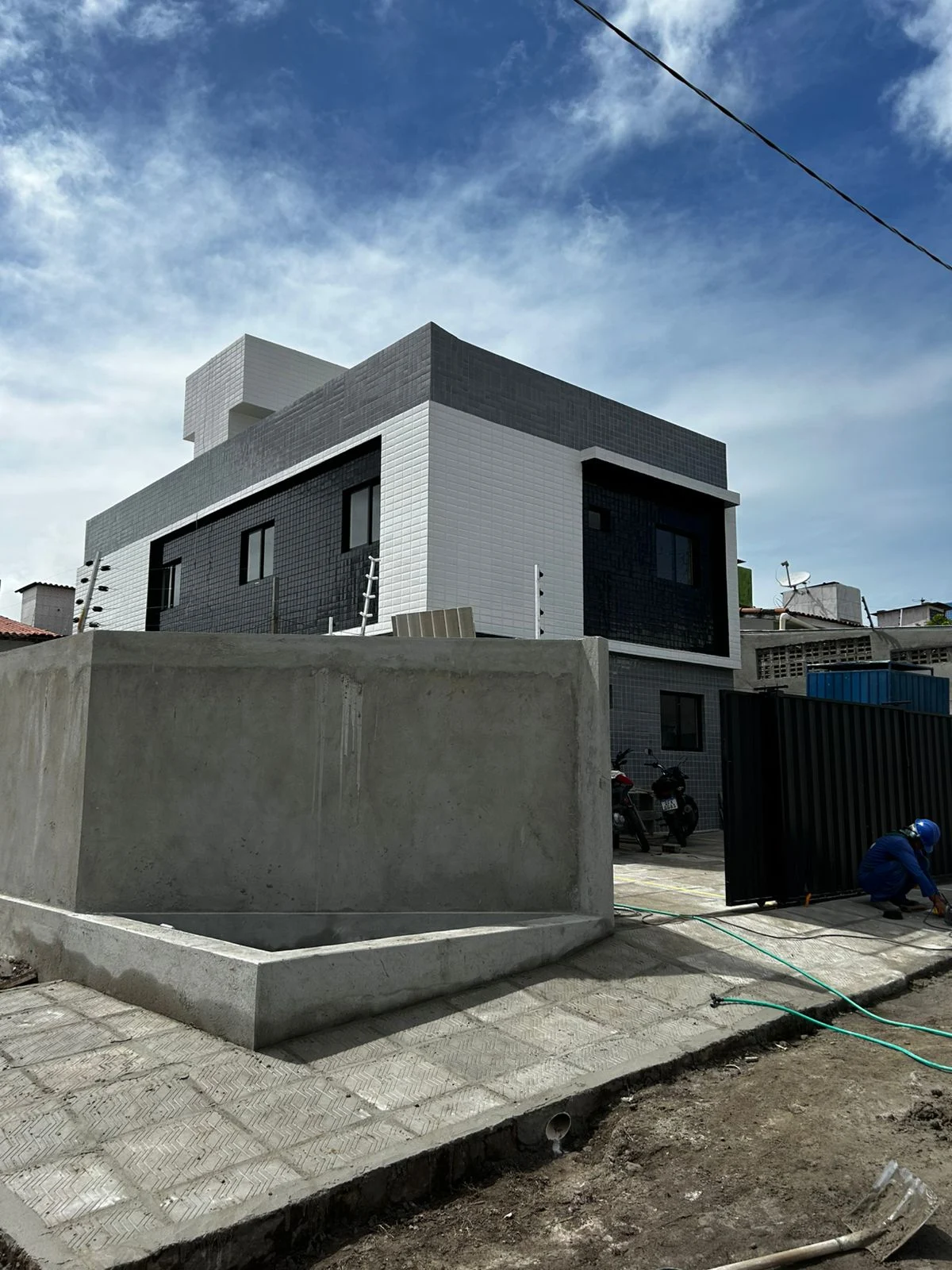Apartamento no Paratibe/Valentina com 2 Quartos, Opção com Área Externa