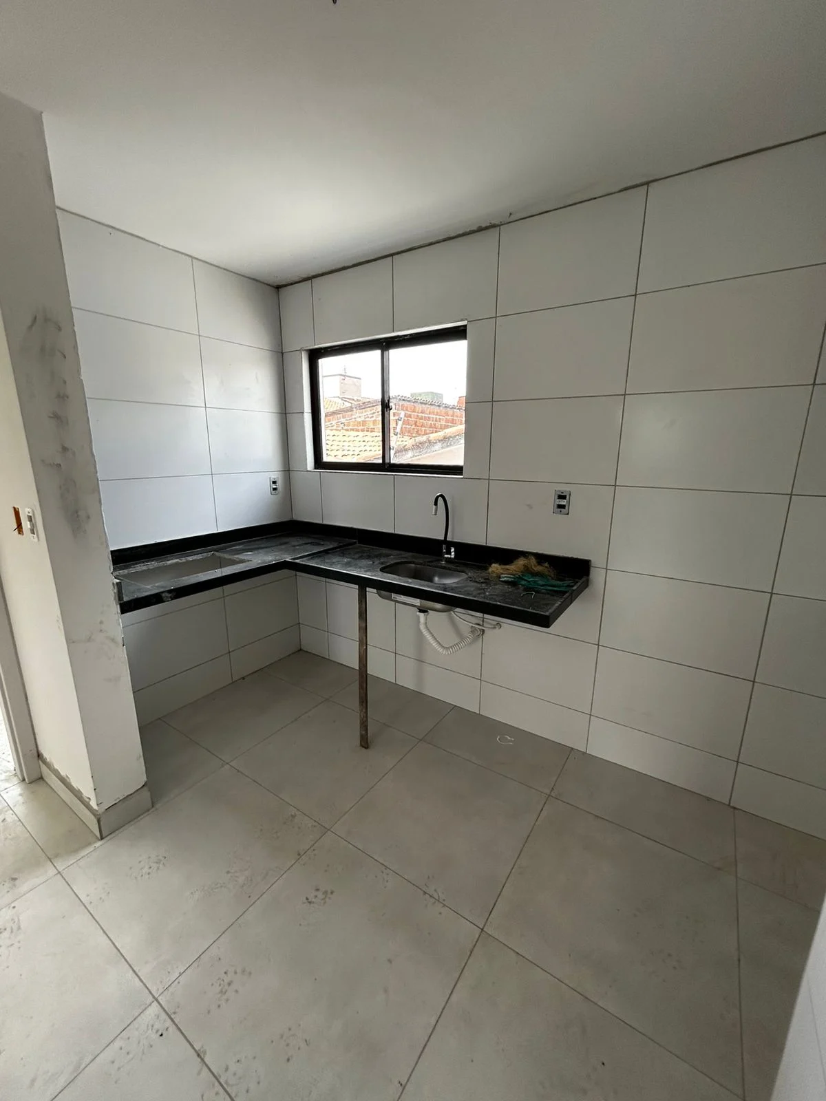 Apartamento no Paratibe/Valentina com 2 Quartos, Opção com Área Externa