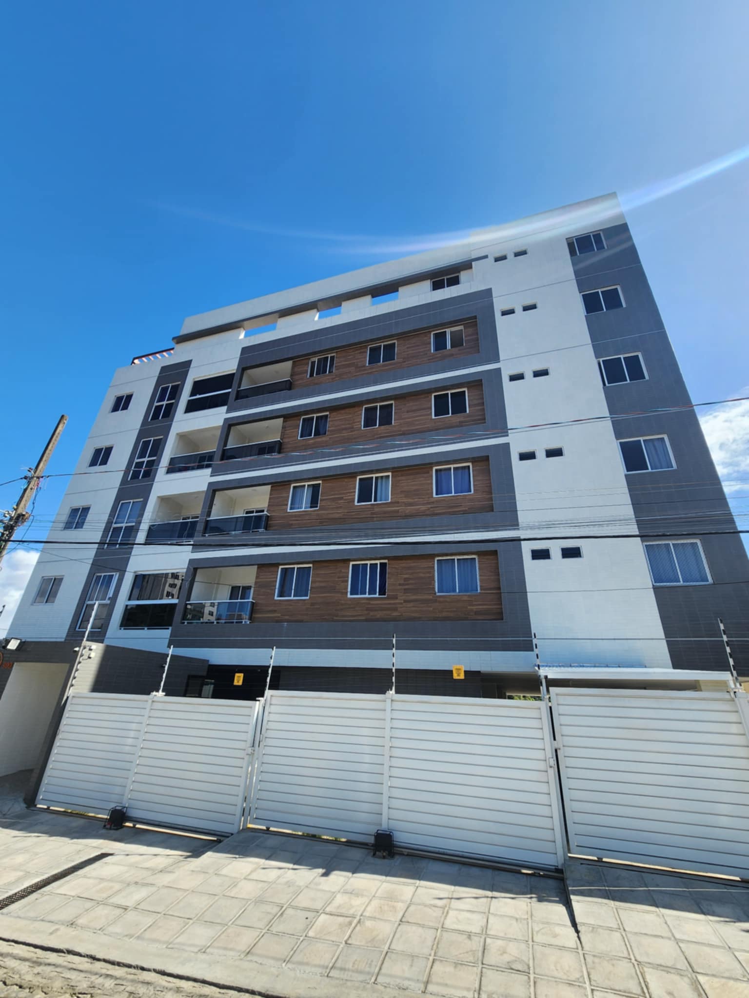 Apartamento no Altiplano com 3 Quartos sendo 1 Suíte, Elevador e Lazer