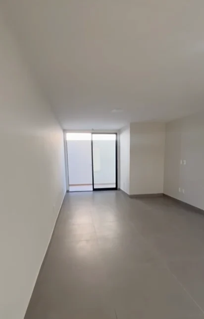 Térreo com Área no Bairro dos Estados 3 Quartos sendo 1 Suíte com Elevador e Lazer