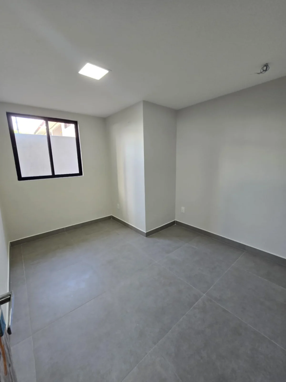 Térreo com Área no Bairro dos Estados 3 Quartos sendo 1 Suíte com Elevador e Lazer