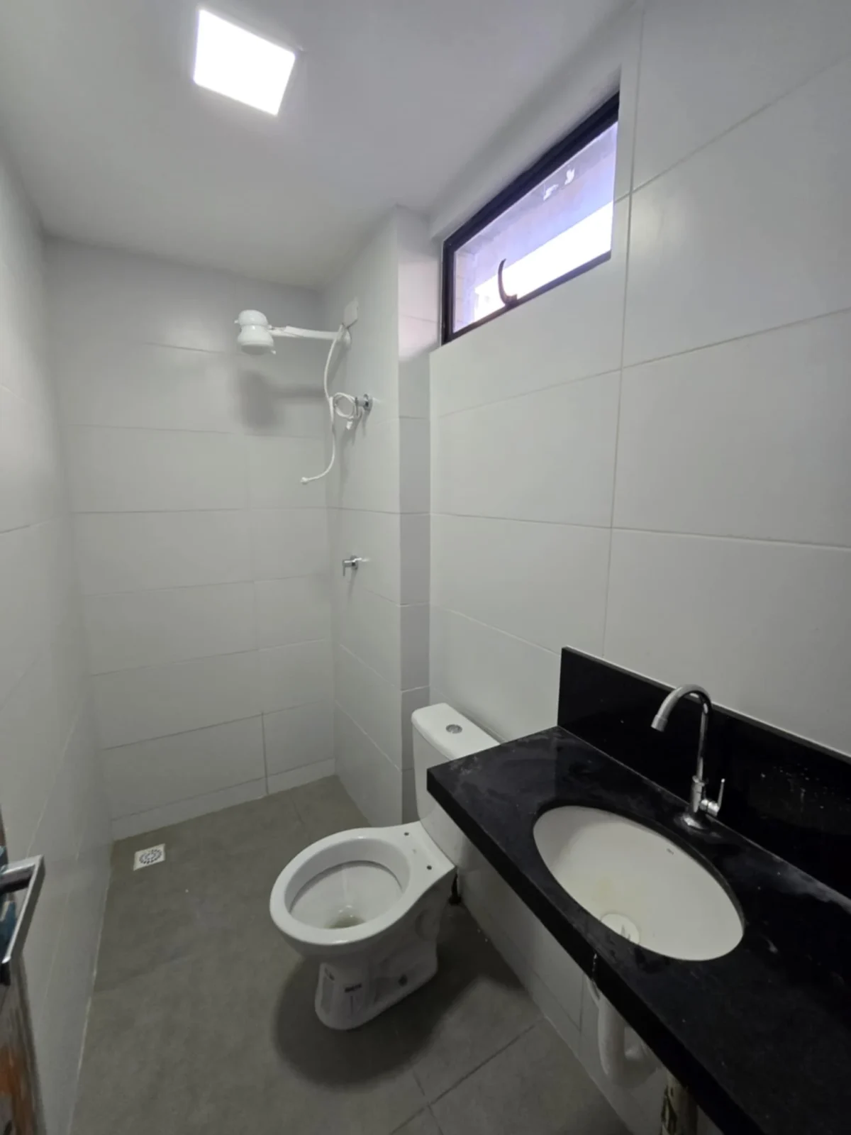 Térreo com Área no Bairro dos Estados 3 Quartos sendo 1 Suíte com Elevador e Lazer