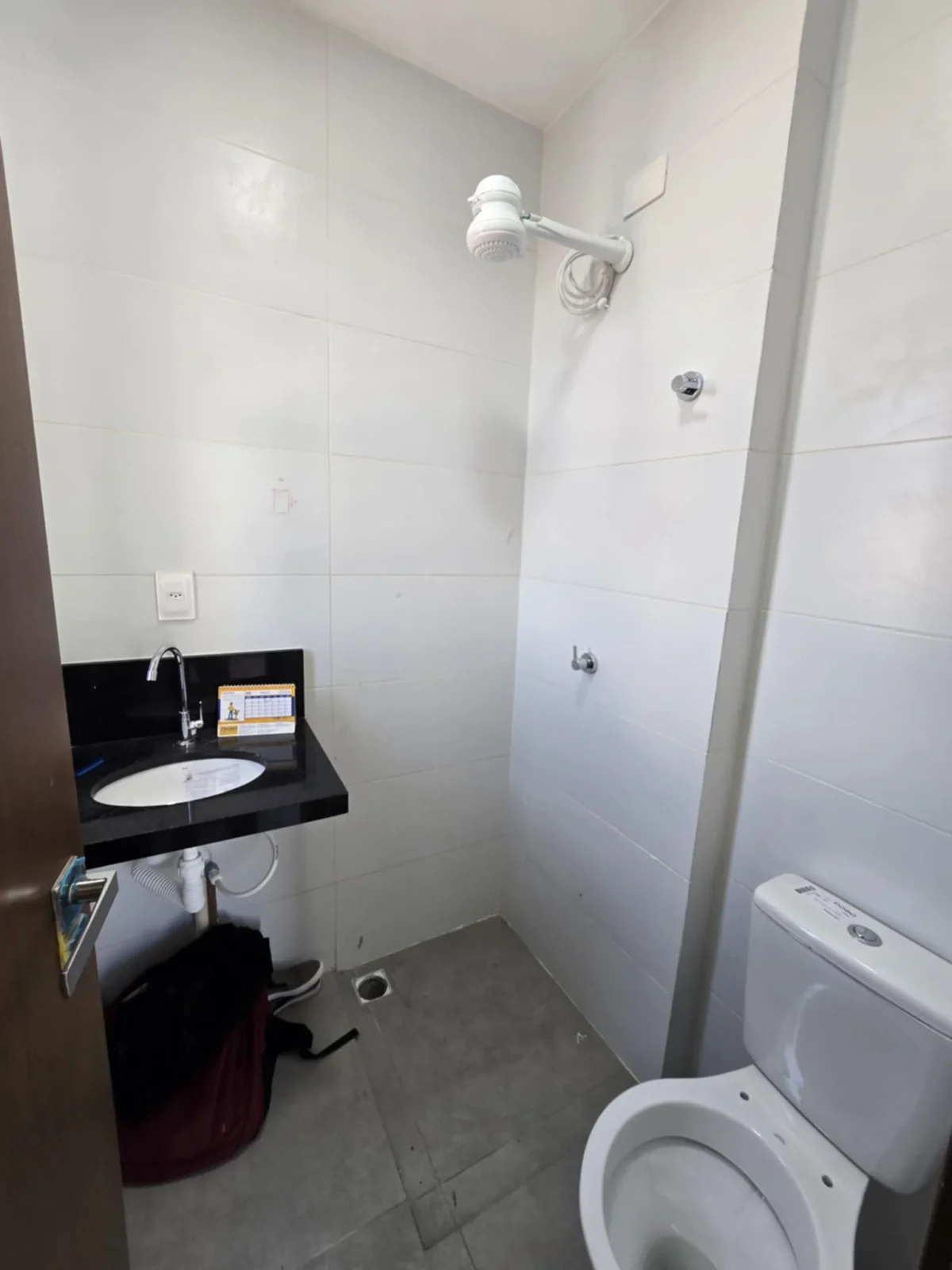 Térreo com Área no Bairro dos Estados 3 Quartos sendo 1 Suíte com Elevador e Lazer