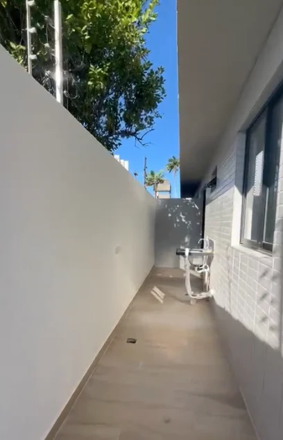 Térreo com Área no Bairro dos Estados 3 Quartos sendo 1 Suíte com Elevador e Lazer