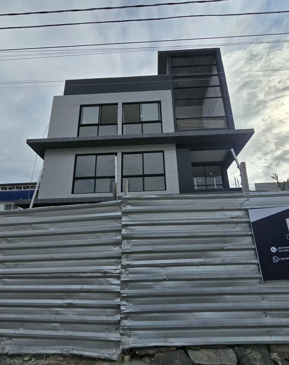 Lançamento em Manaíra com 1, 2 ou 3 Quartos sendo 1 Suíte, Elevador e Piscina