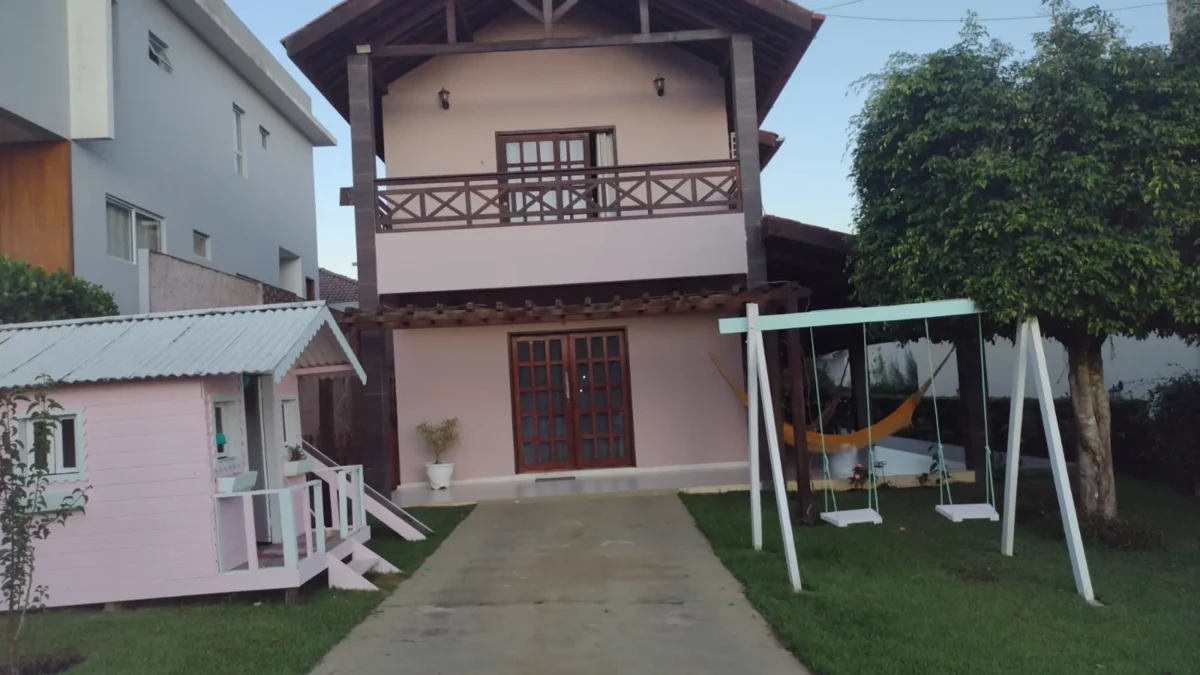 Casa com 4 Quartos sendo 2 Suítes no Condomínio Caminho da Serra em Bananeiras com 185m²