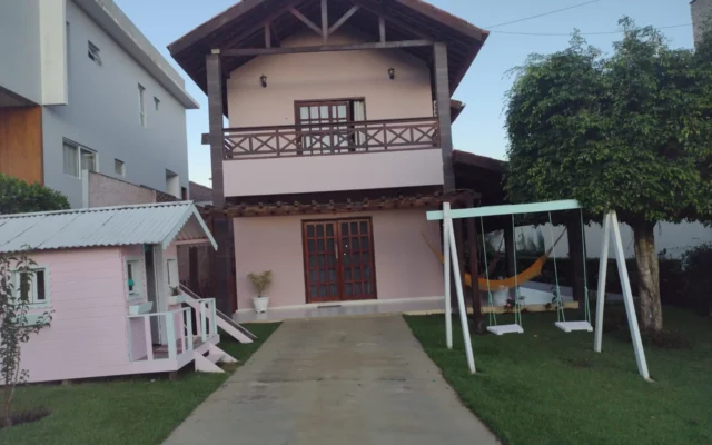 Casa com 4 Quartos sendo 2 Suítes no Condomínio Caminho da Serra em Bananeiras com 185m²