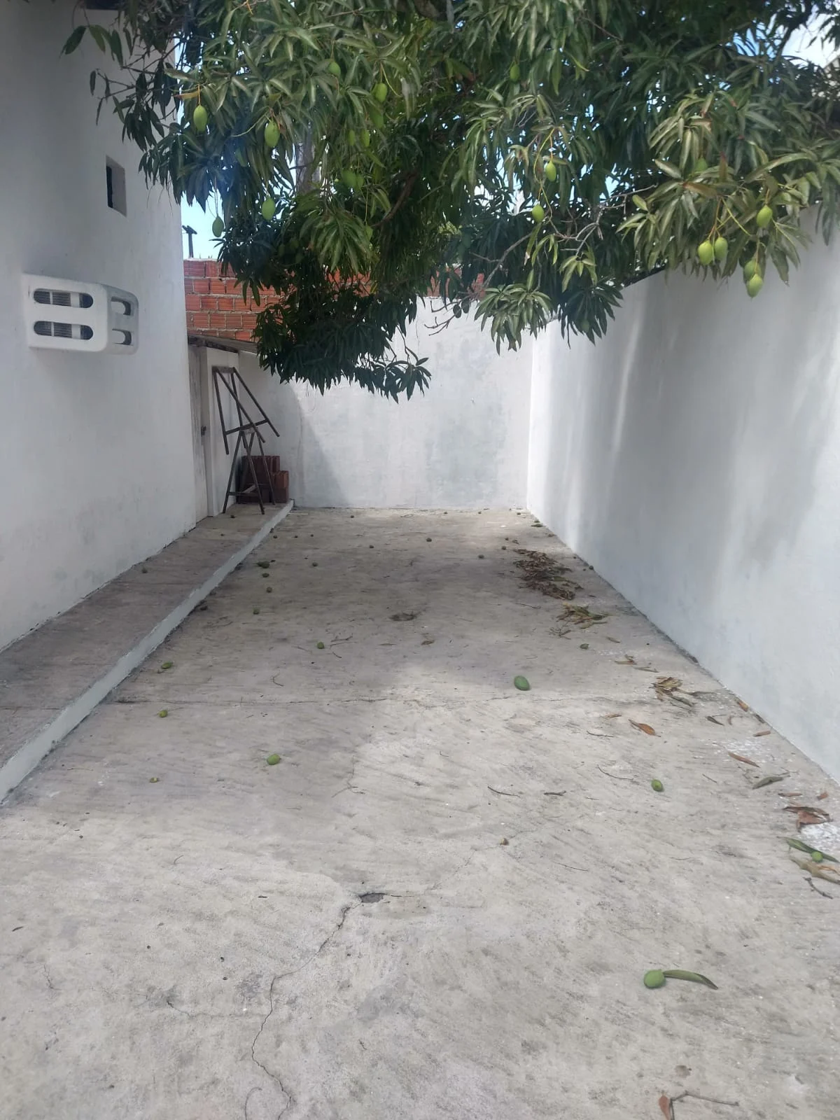 ALUGO Casa em Camboinha com 4 Quartos sendo 2 Suítes R$ 20.000,00*