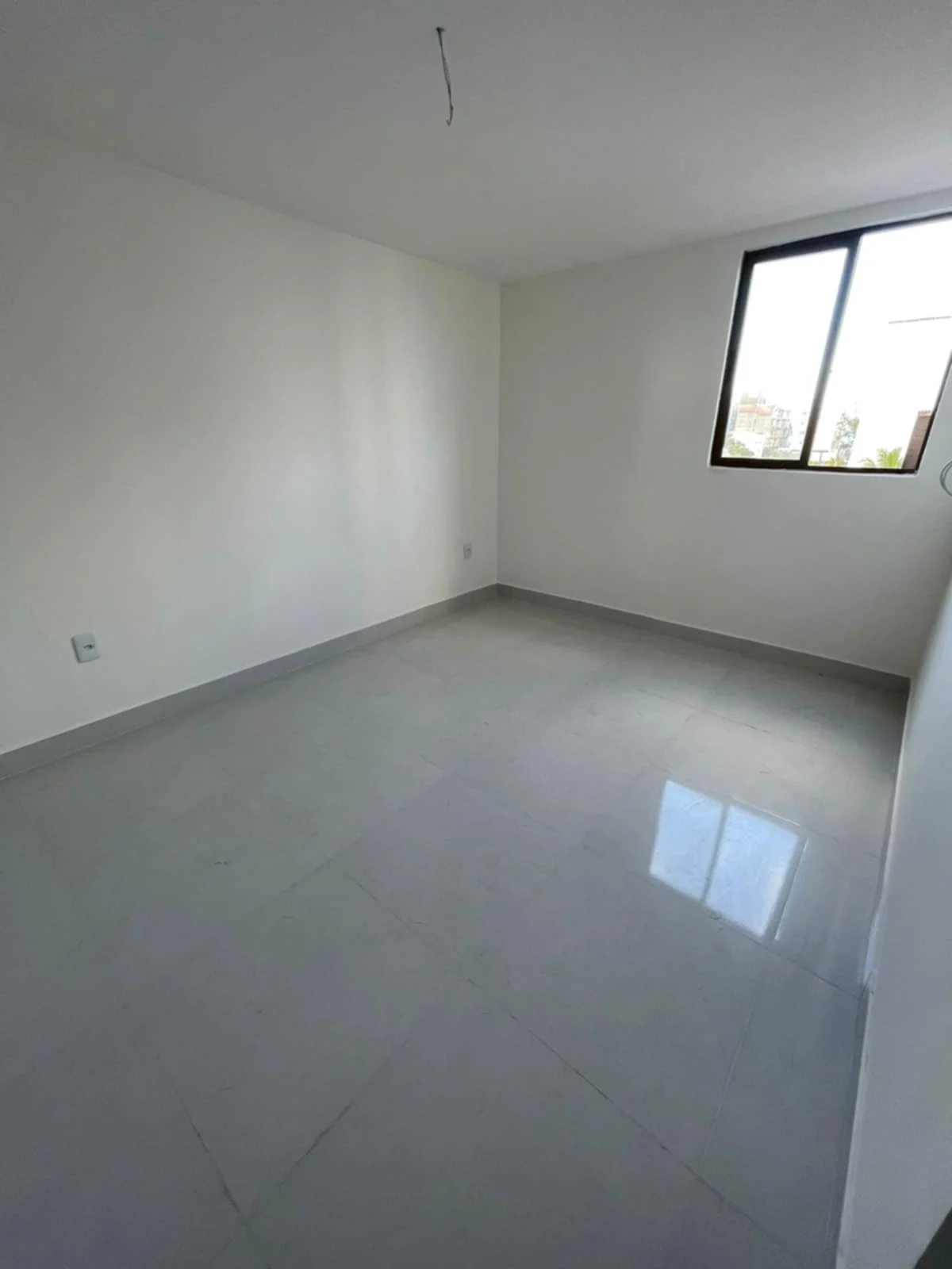Apartamento em Intermares com 3 Quartos, Elevador e Lazer