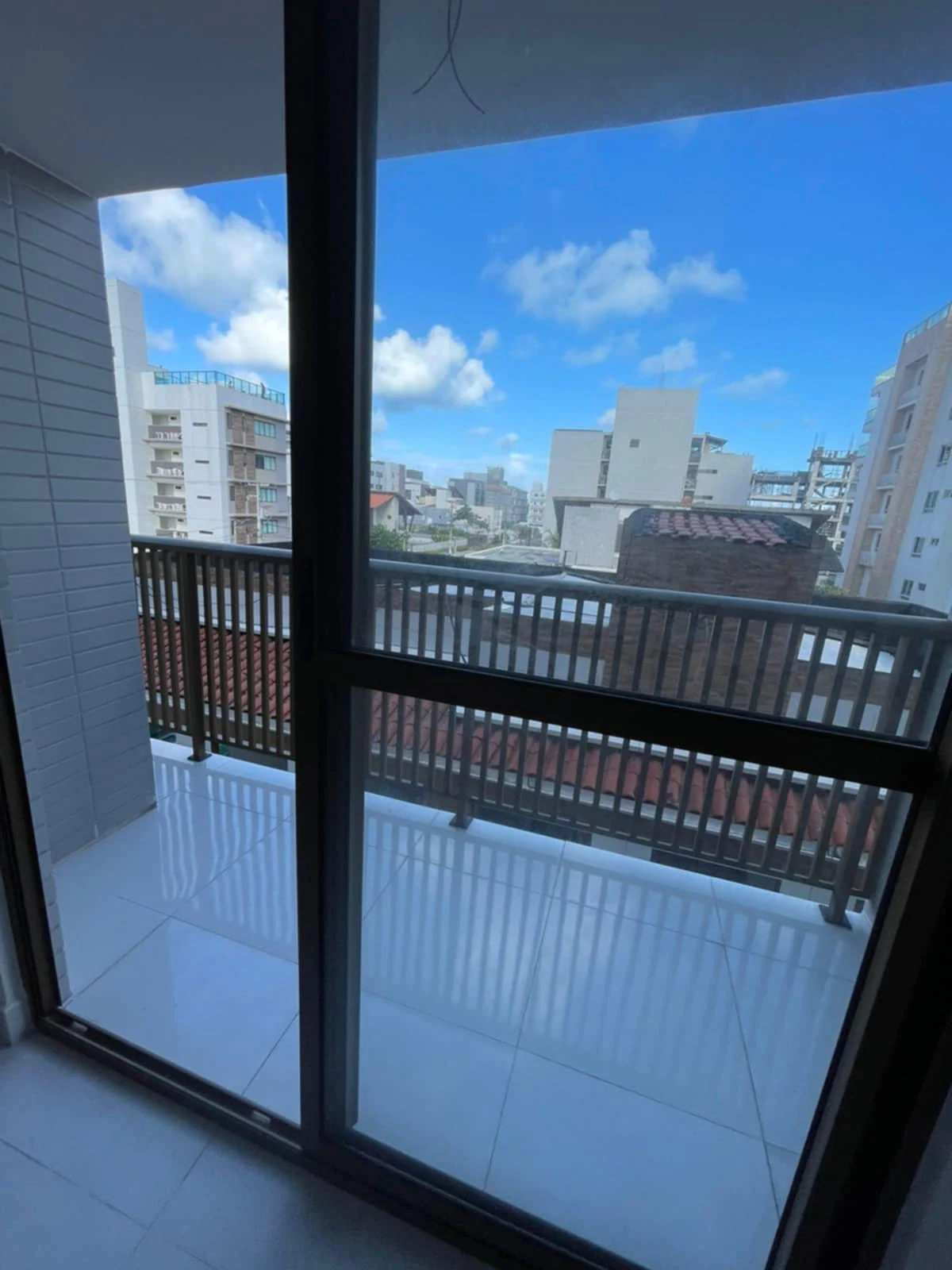 Apartamento em Intermares com 3 Quartos, Elevador e Lazer
