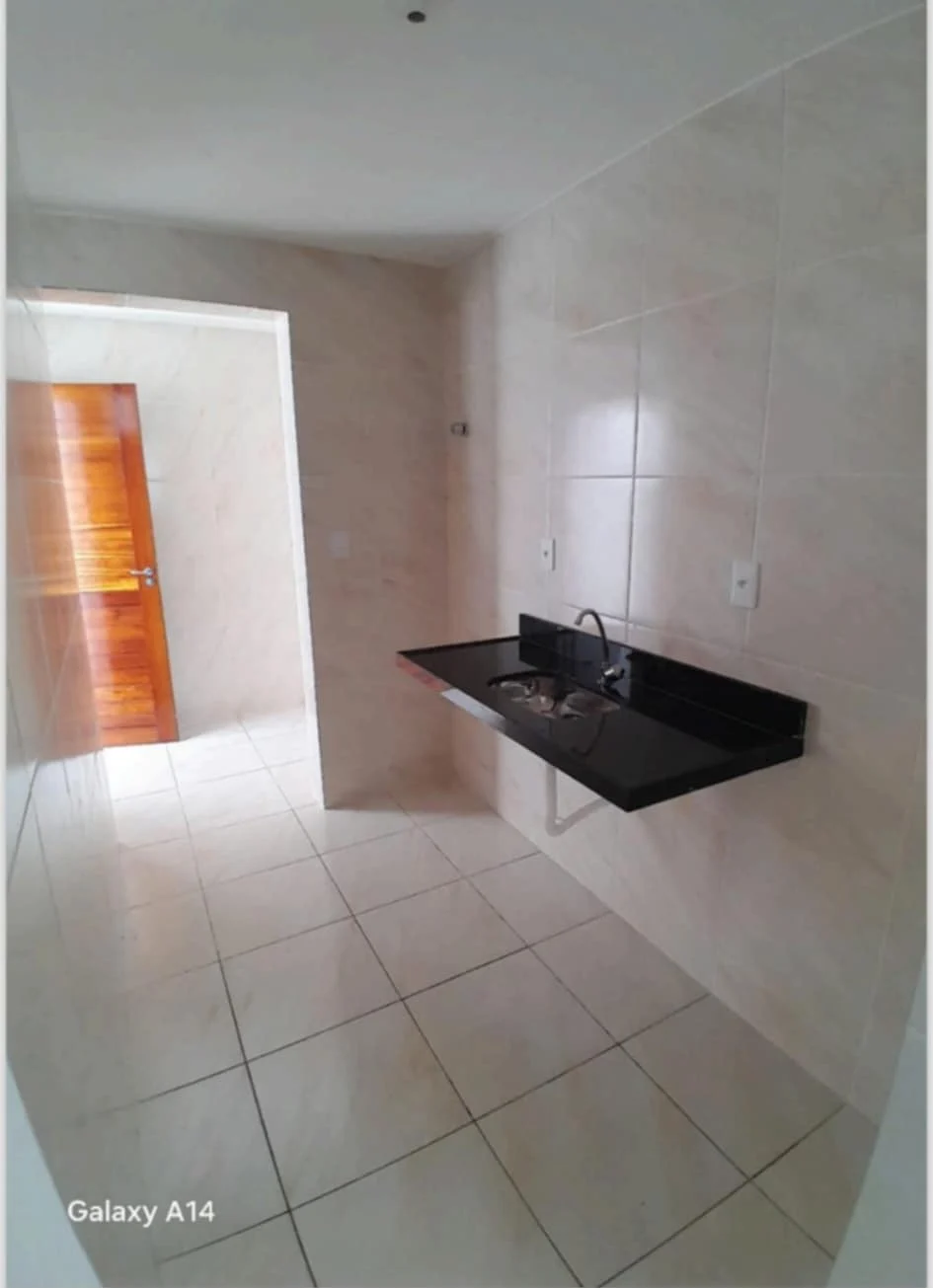 Casa em Colinas do Sul com 2 Quartos sendo 1 Suíte