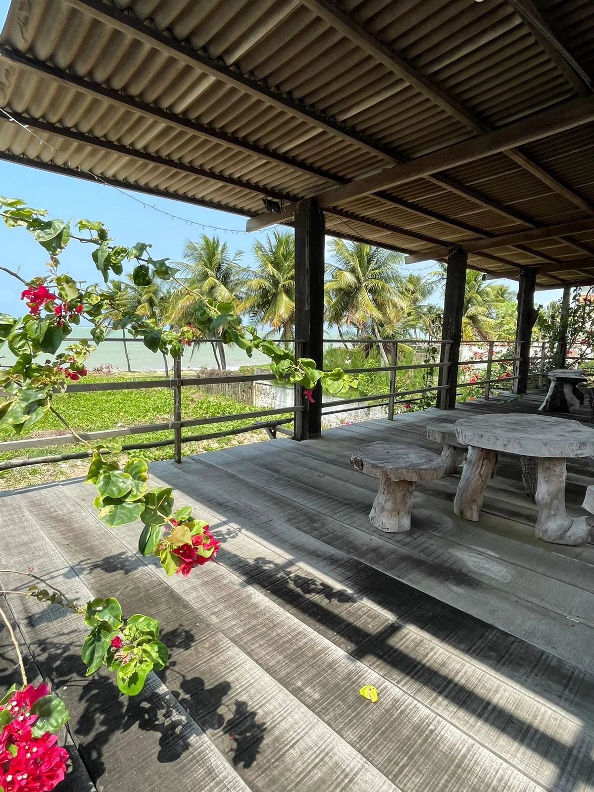 ALUGO Casa Beira-mar em Camboinha com 4 Quartos A Partir de R$ 30.000,00*