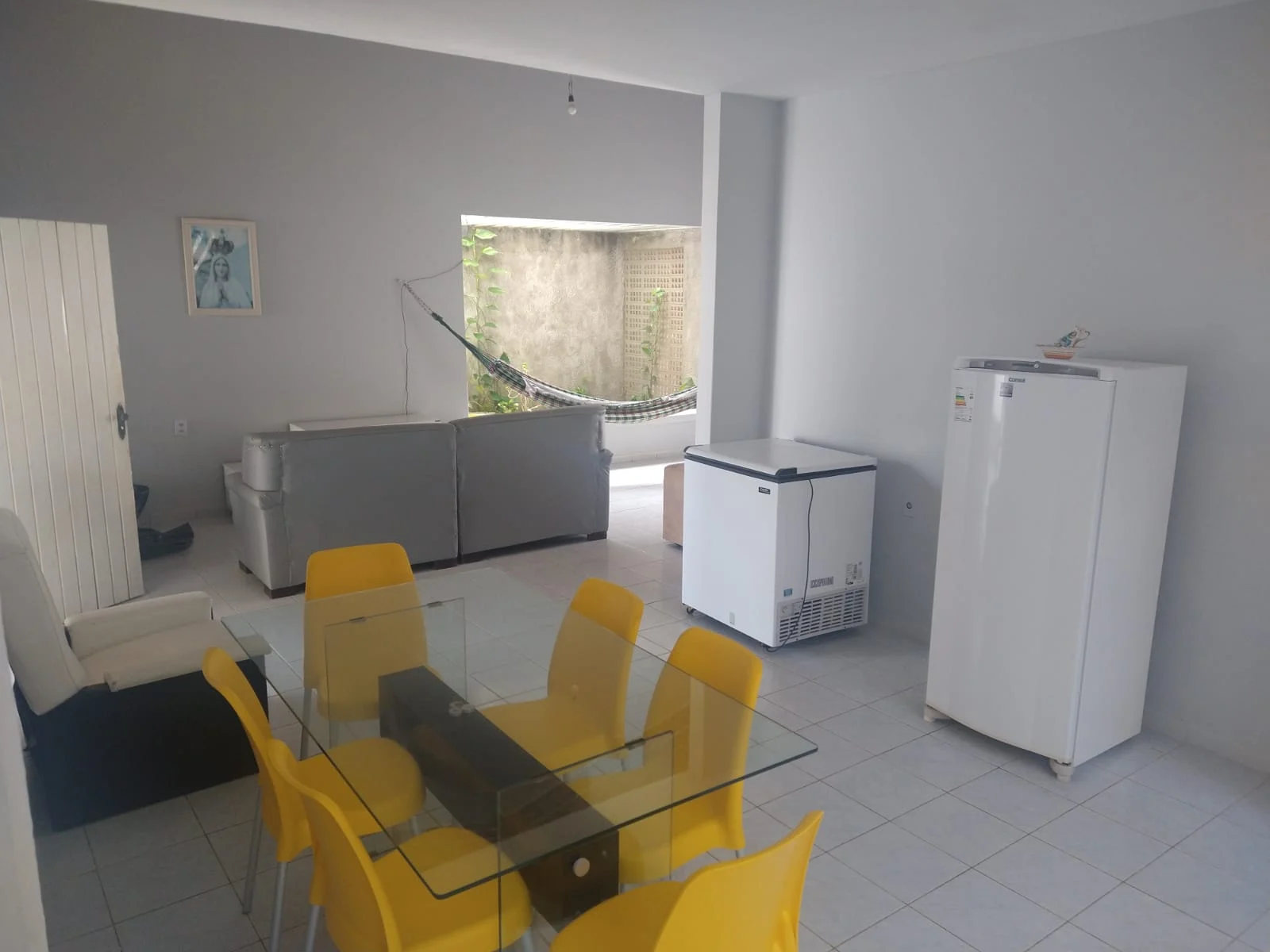 ALUGO Casa em Camboinha com 4 Quartos sendo 2 Suítes R$ 20.000,00*