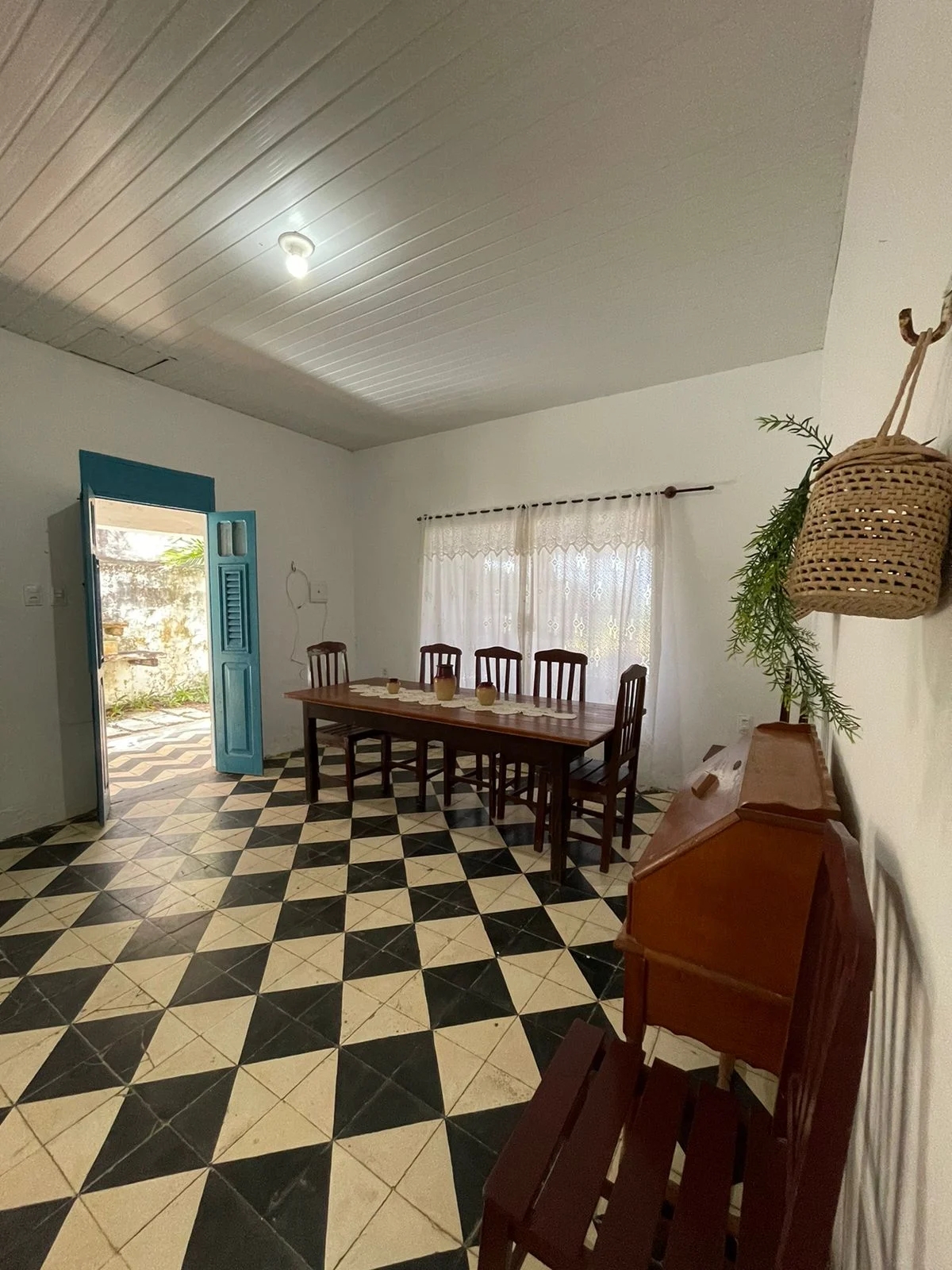 ALUGO Casa Beira-mar em Camboinha com 4 Quartos A Partir de R$ 30.000,00*
