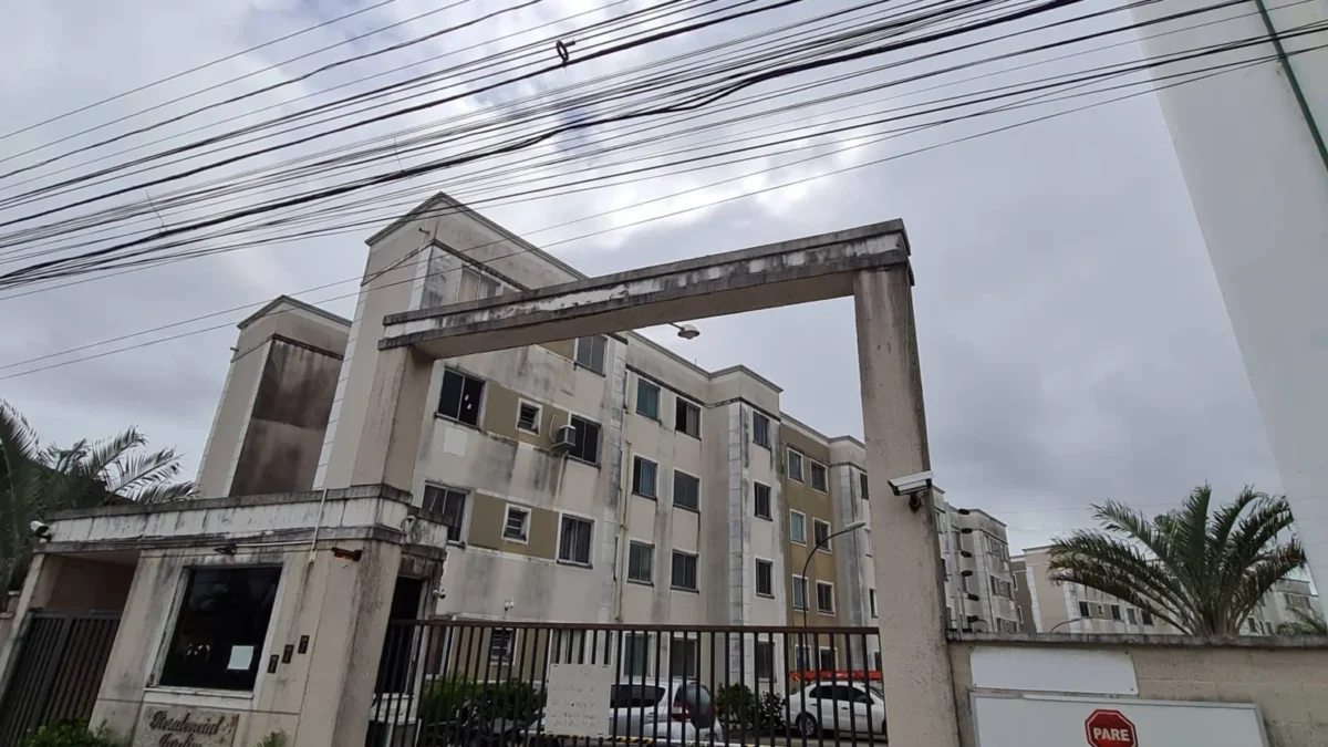 Apartamento Térreo no Geisel com 2 Quartos sendo 1 Suíte, Piscina, Salão de Festas