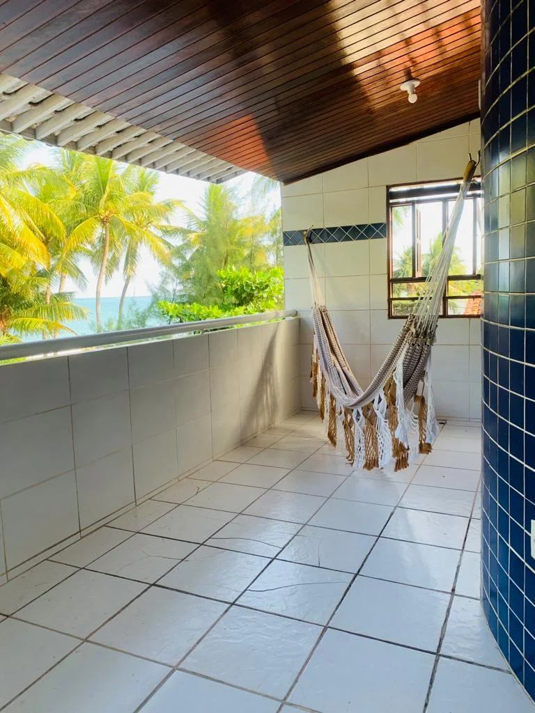 ALUGO Casa Beira-mar em Camboinha com 4 Suítes