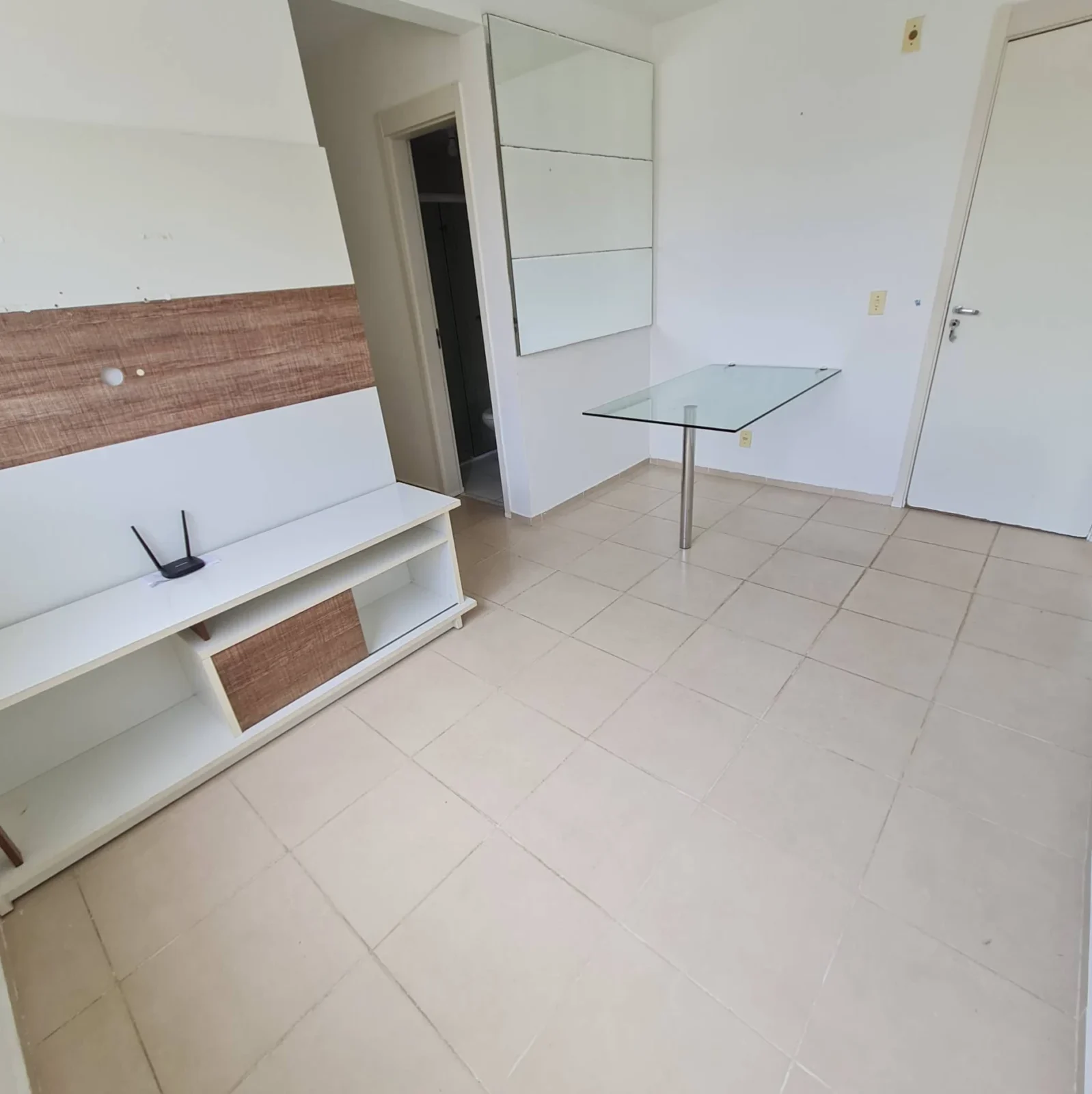 Apartamento Térreo no Geisel com 2 Quartos sendo 1 Suíte, Piscina, Salão de Festas