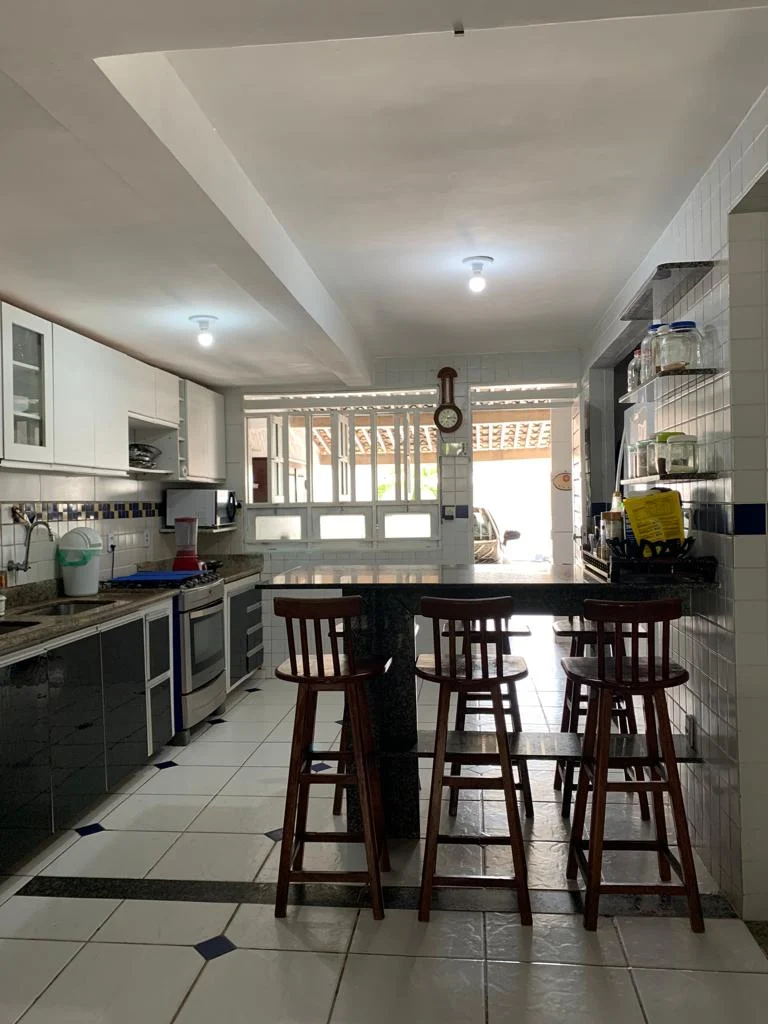 ALUGO Casa Beira-mar em Camboinha com 4 Suítes