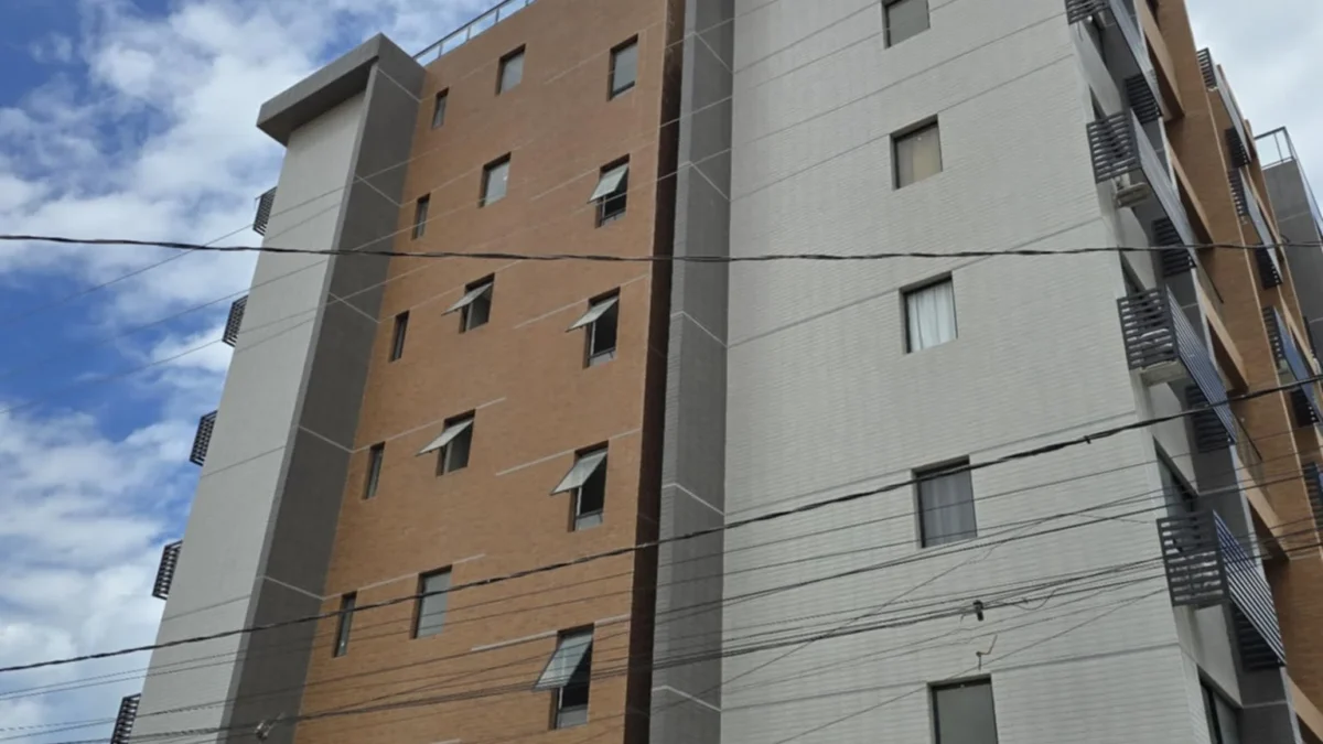 Apartamento em Formosa/Cabedelo com 1 Quarto, Elevador e Piscina