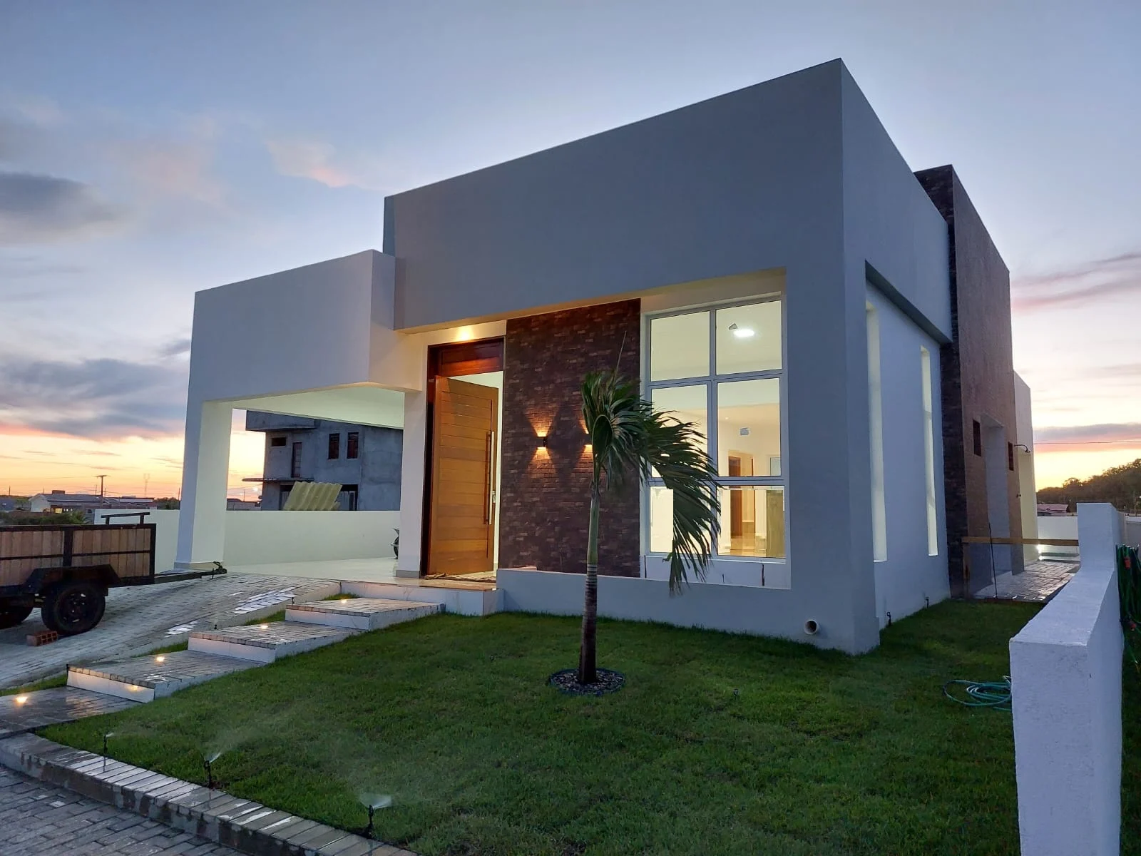 Excelente Casa com 3 Quartos e Piscina no Condomínio Fazenda Real I