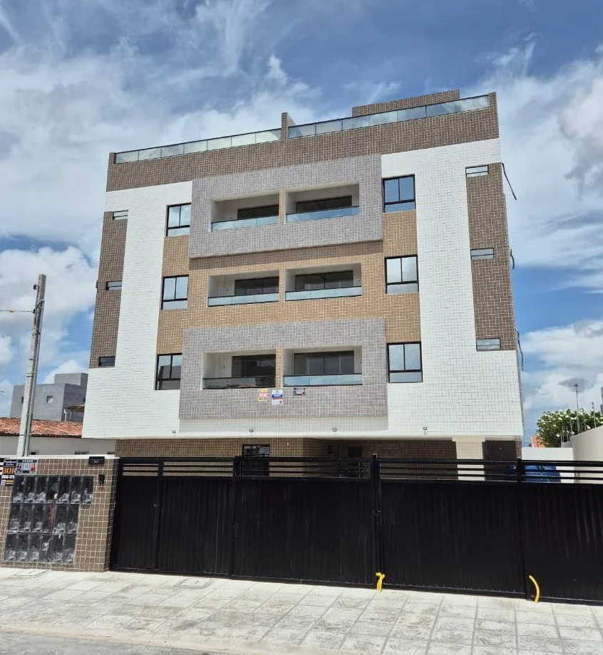 Apartamento no Cristo com 2 Quartos sendo 1 Suíte