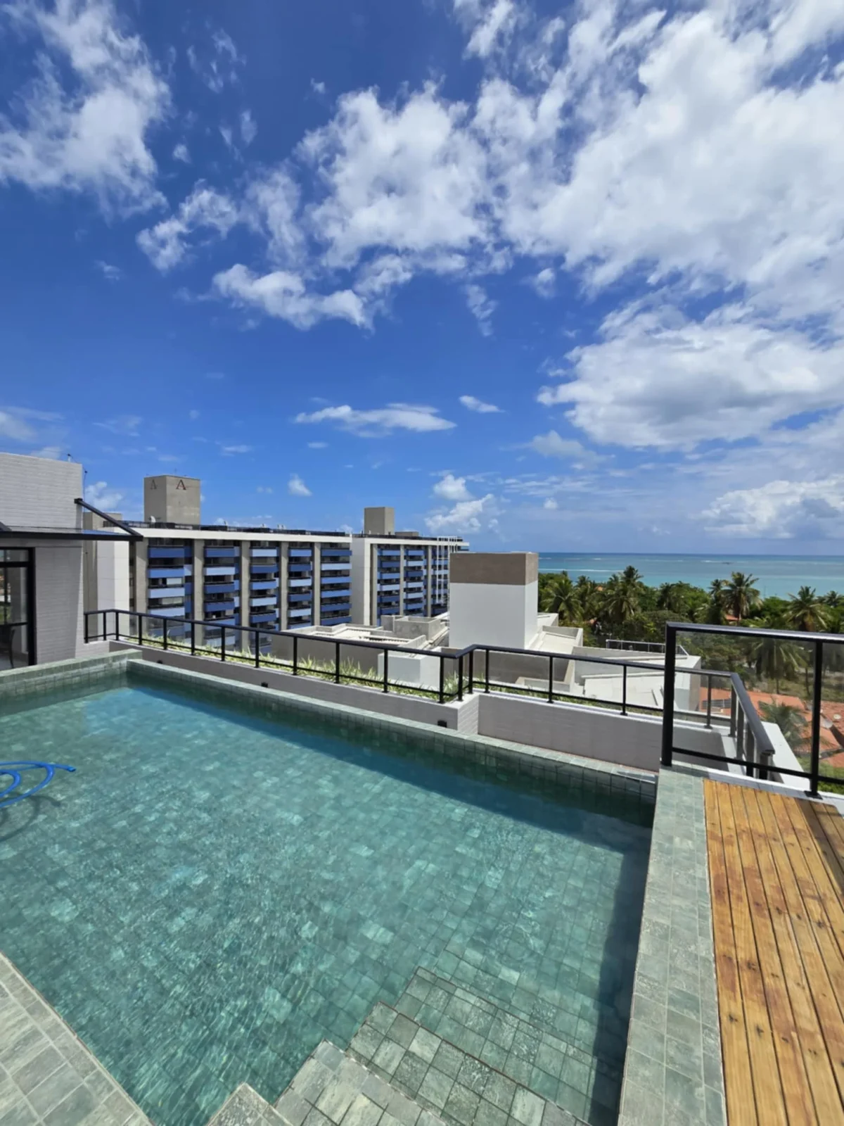 Cobertura Duplex em Formosa/Cabedelo com 3 Quartos e Piscina Privativa, Elevador e Lazer