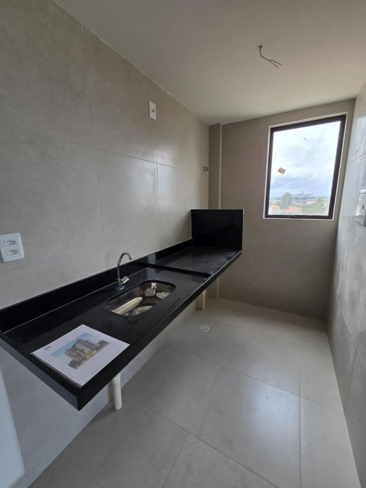 Apartamento em Formosa/Cabedelo com 1 Quarto, Elevador e Piscina