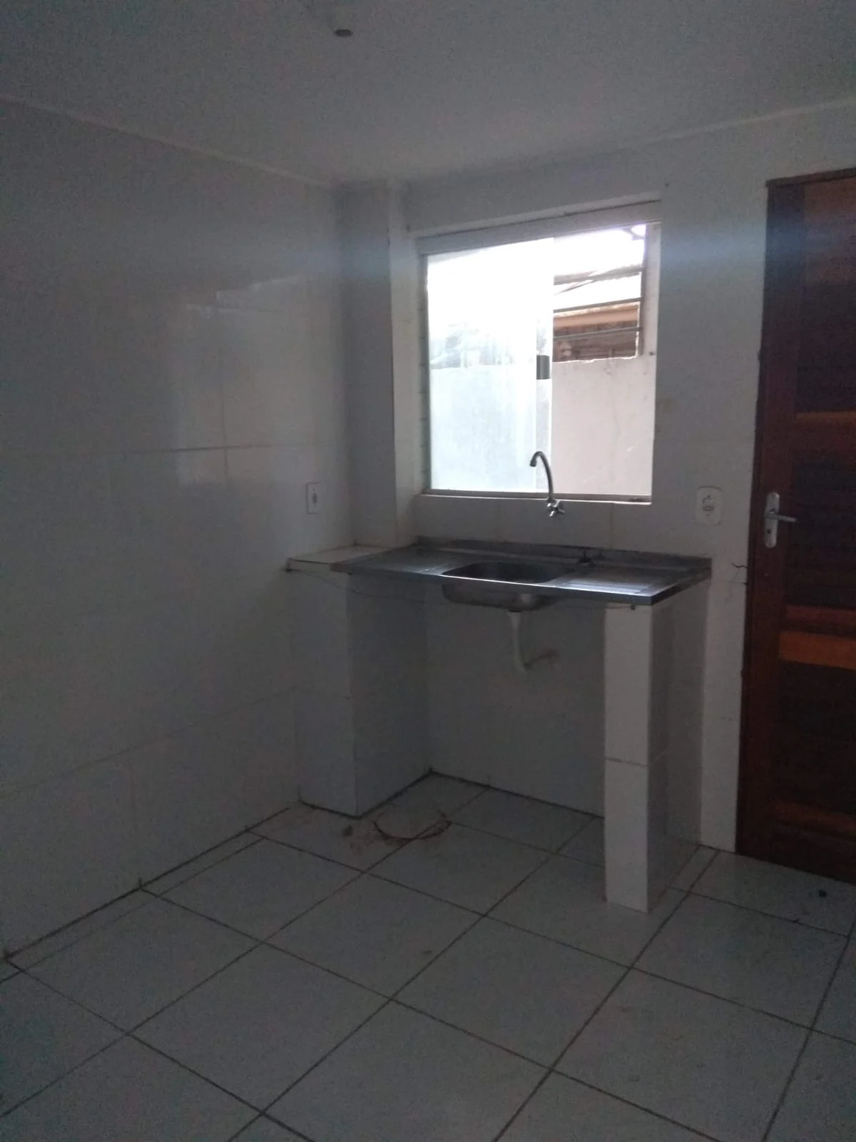 Apartamento Térreo com Área no João Paulo 2º com 2 Quartos