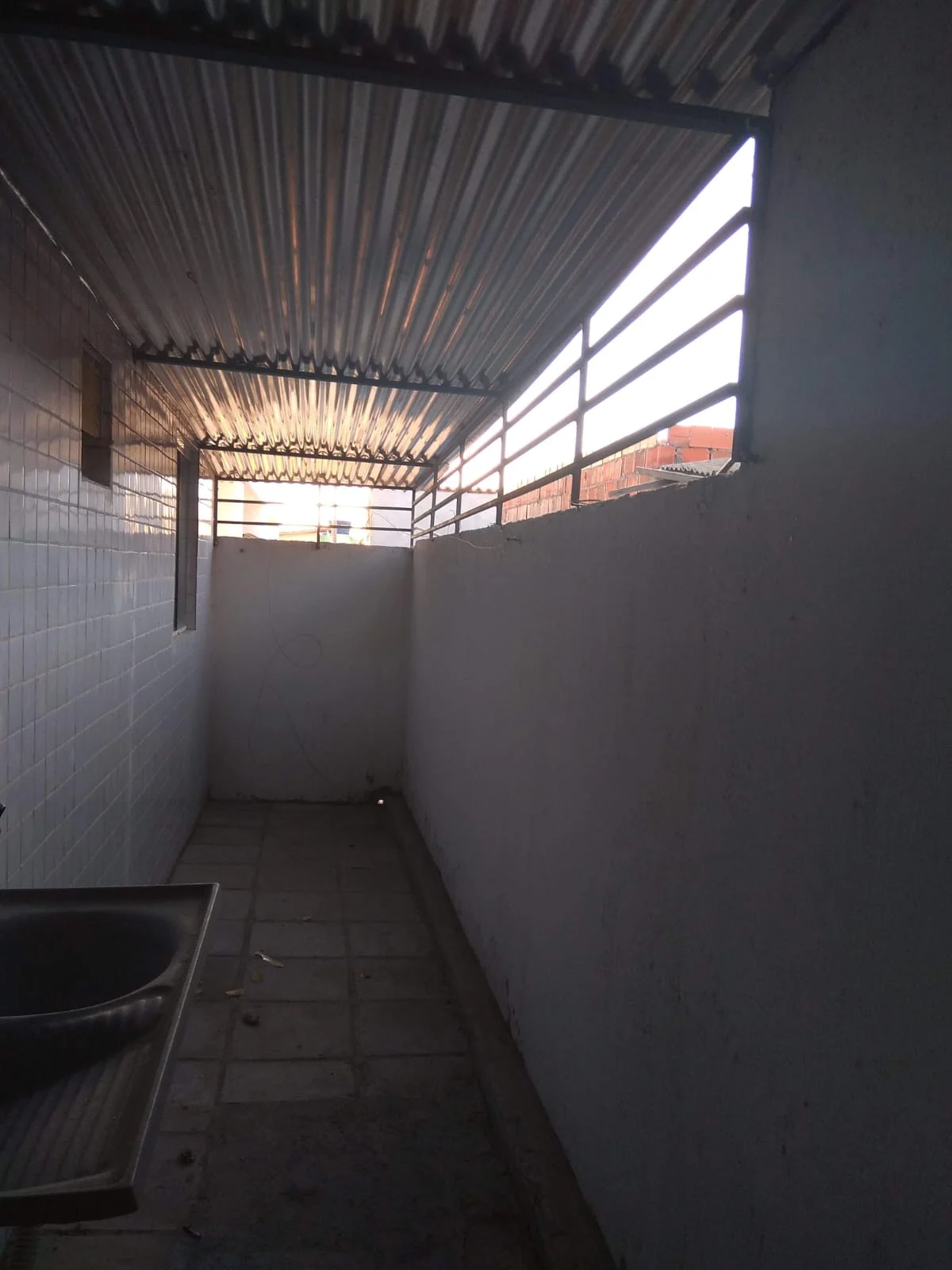 Apartamento Térreo com Área no João Paulo 2º com 2 Quartos