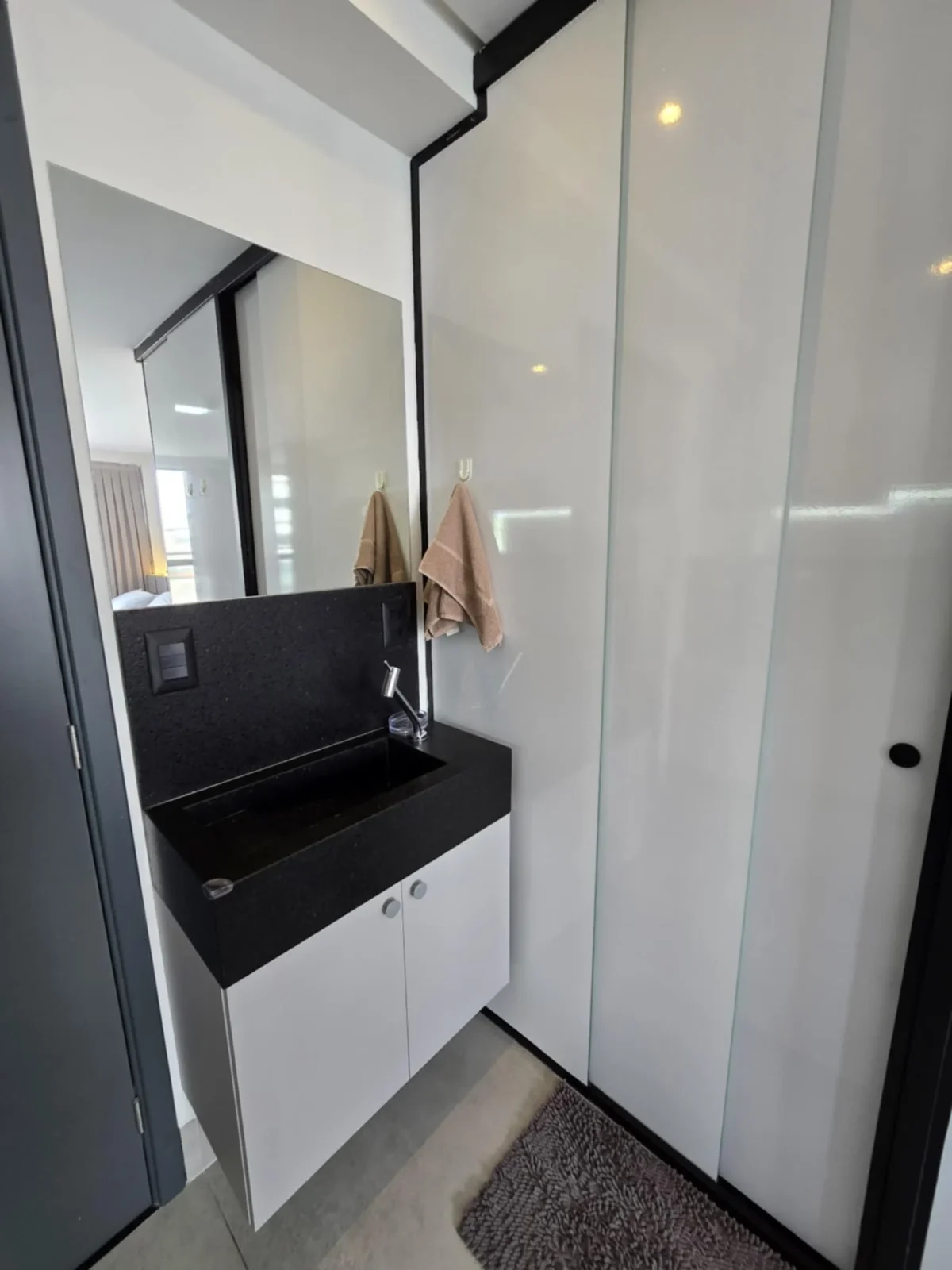 Excelente Flat Mobiliado no Jardim Oceania/Bessa pronto para rentabilizar com Elevador e Lazer 70m do Mar