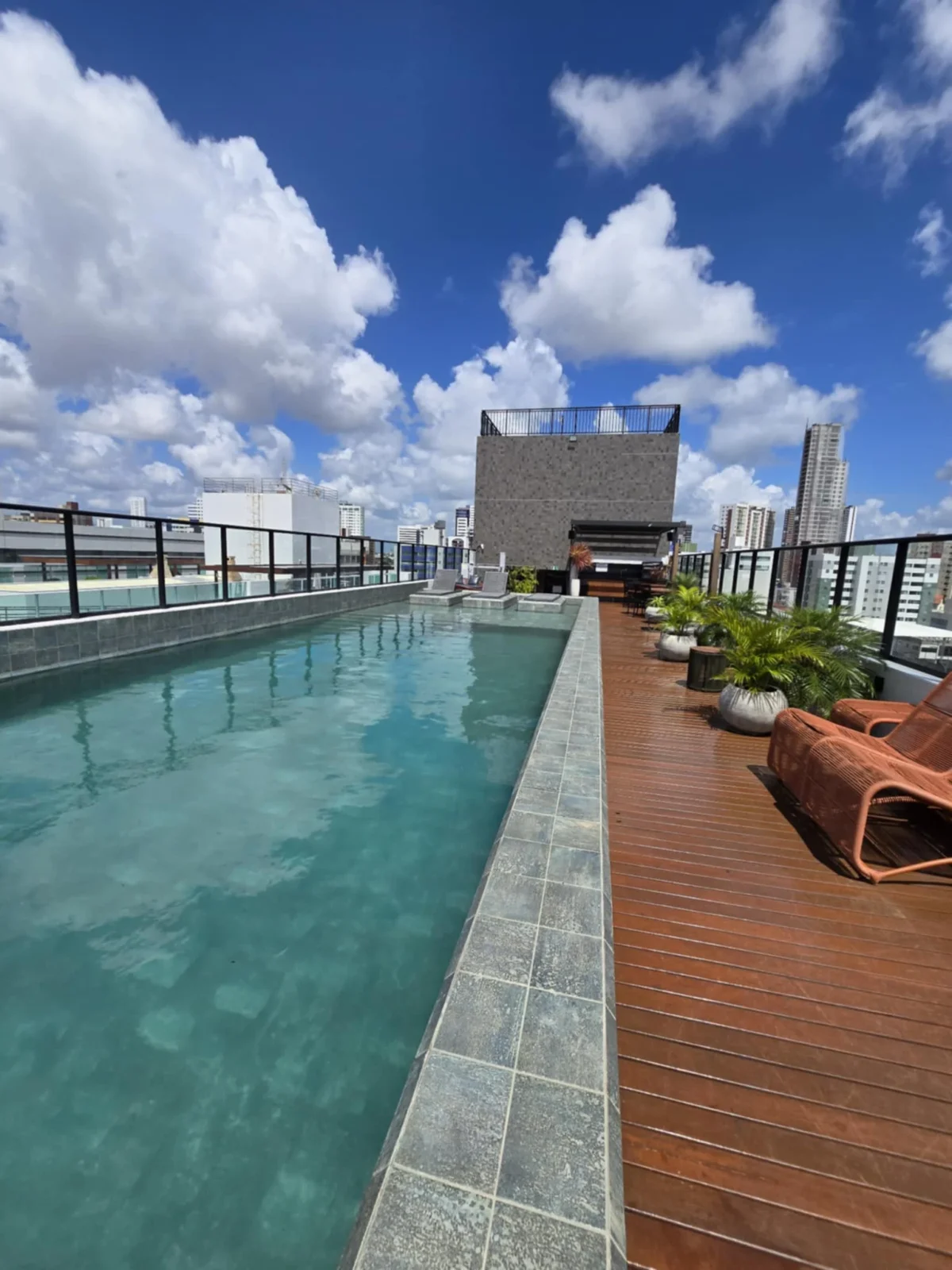 Excelente Flat Mobiliado no Jardim Oceania/Bessa pronto para rentabilizar com Elevador e Lazer 70m do Mar