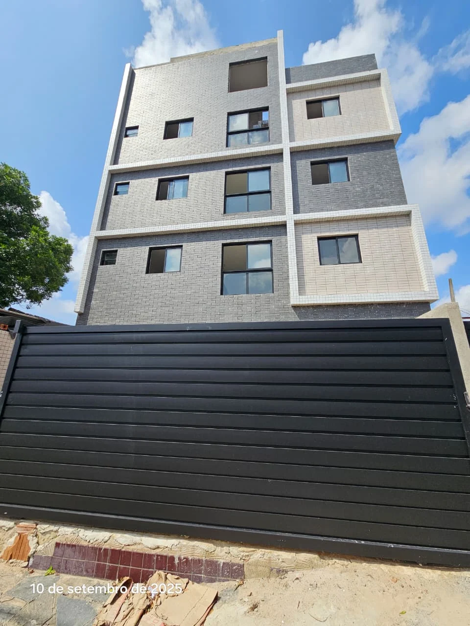 Últimas Unidades nos Bancários 2 ou 3 Quartos sendo 1 Suíte, Elevador e Lazer, Opção de Coberturas