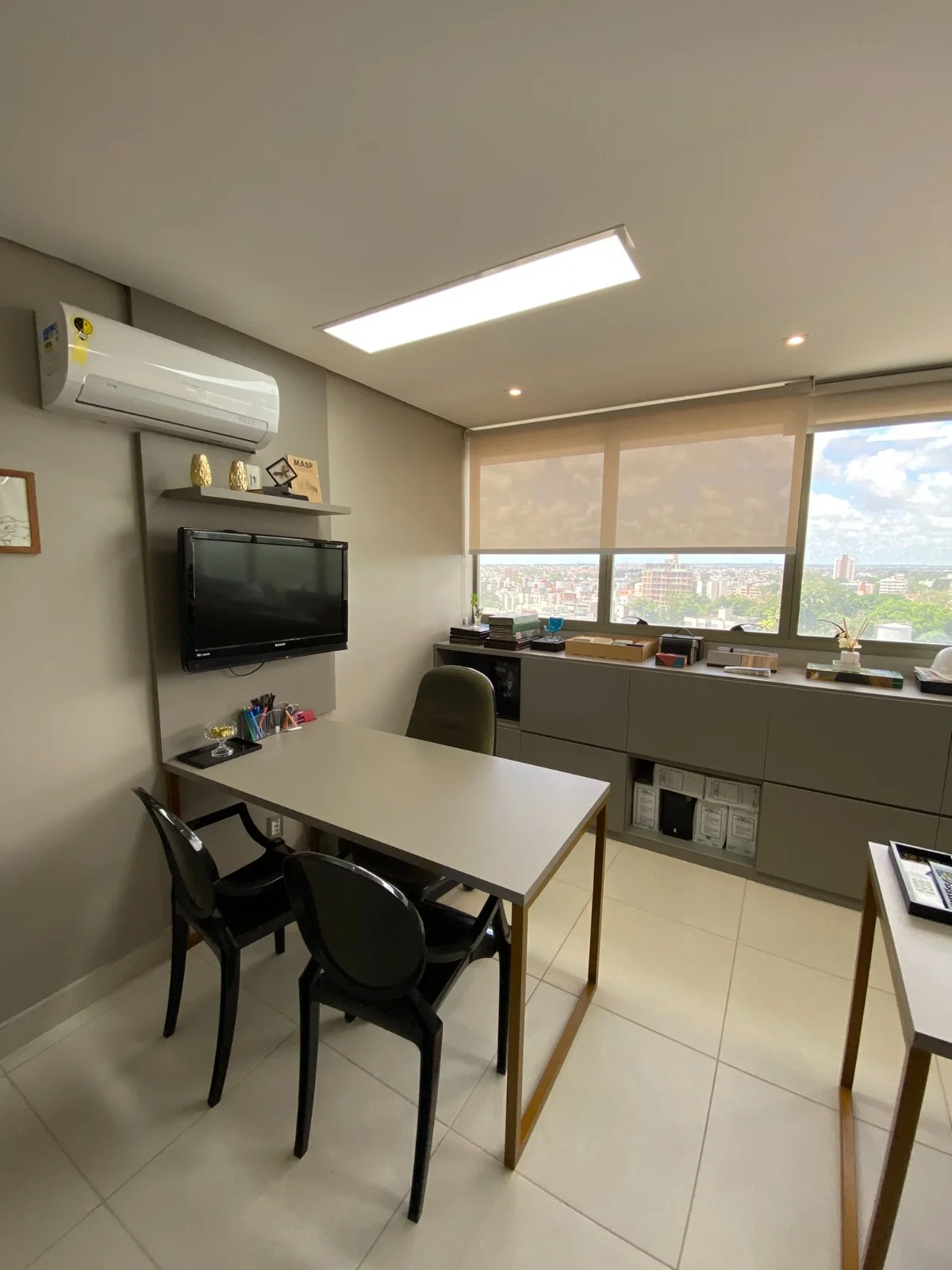 Sala Comercial no Delta Center na Principal dos Bancários