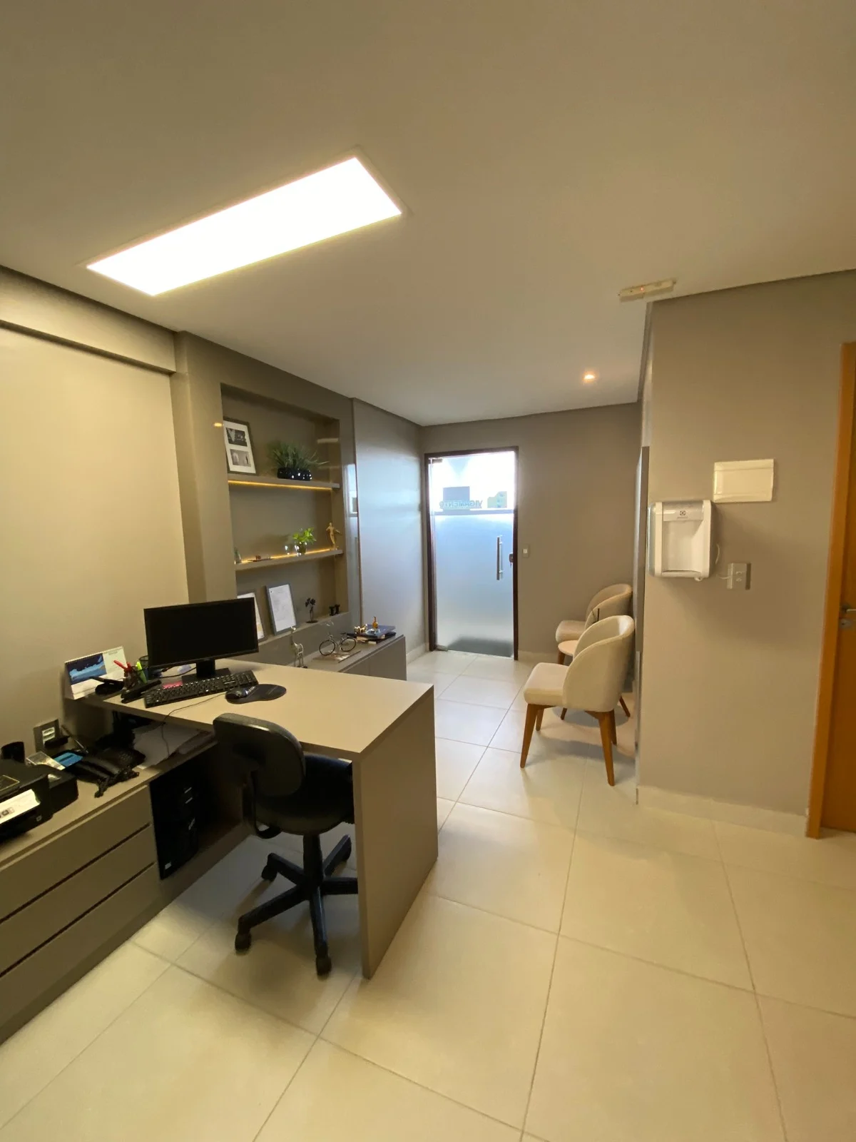 Sala Comercial no Delta Center na Principal dos Bancários