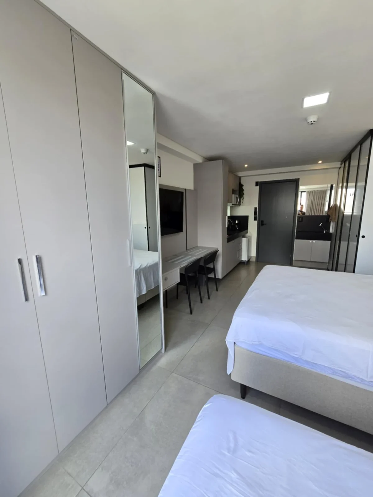 Excelente Flat Mobiliado no Jardim Oceania/Bessa pronto para rentabilizar com Elevador e Lazer 70m do Mar