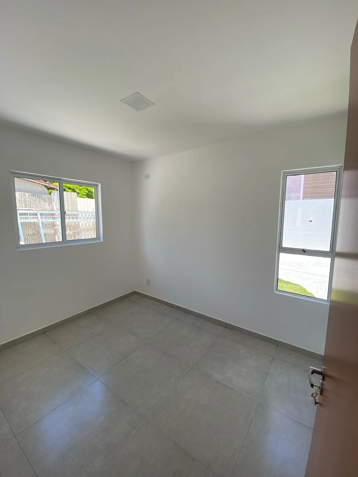 Casa no Novo Milênio/Valentina com 2 Quartos sendo 1 Suíte