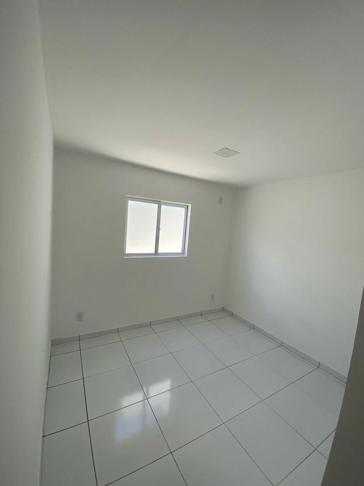 Casa no Novo Milênio/Valentina com 2 Quartos sendo 1 Suíte