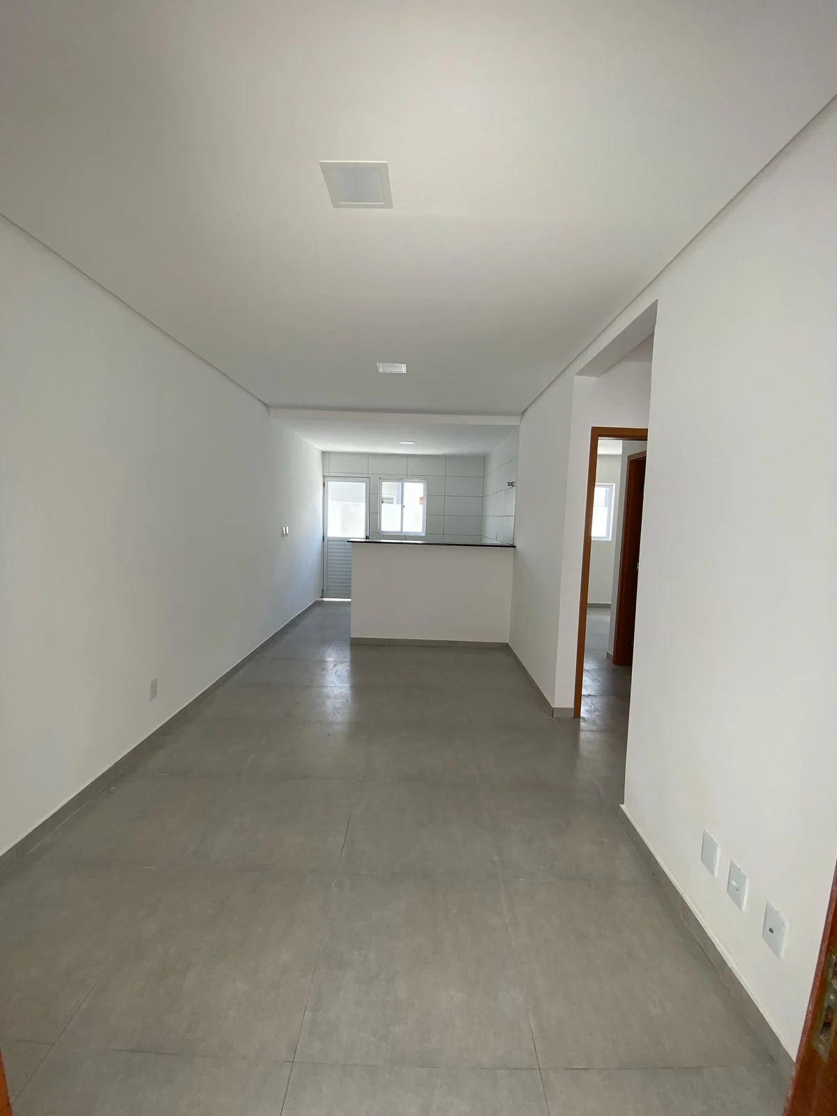 Casa no Novo Milênio/Valentina com 2 Quartos sendo 1 Suíte