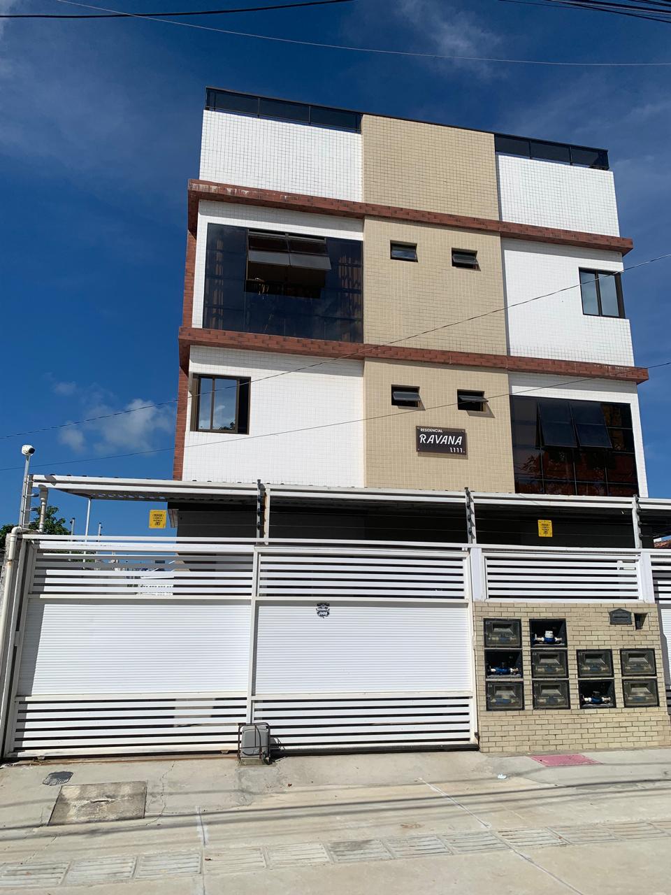 Apartamento nos Bancários com 2 Quartos sendo 1 Suíte, Piscina nas 3 Ruas