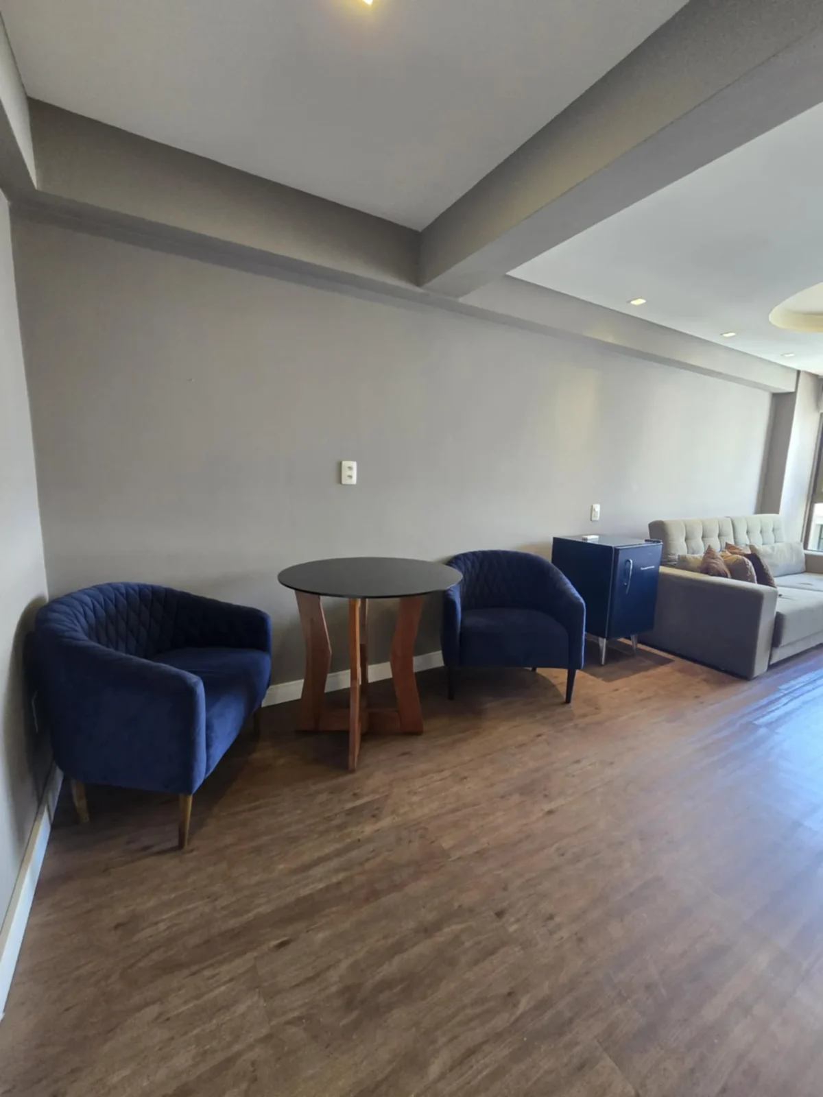 Excelente Cobertura Duplex Mobiliada em Tambaú com 2 Quartos e Jacuzzi, Lazer Completo e uma vista incrível