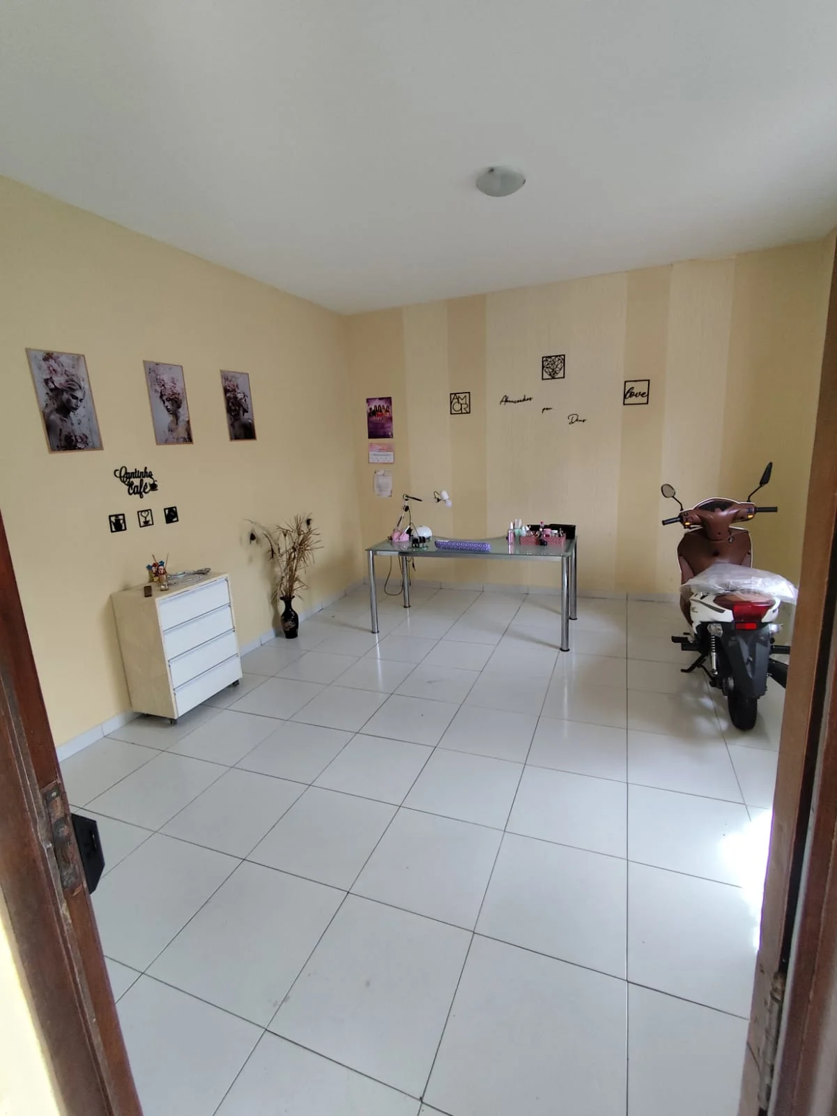 Casa no Jardim Cidade Universitária/Bancários com 7 Quartos sendo 1 Suíte