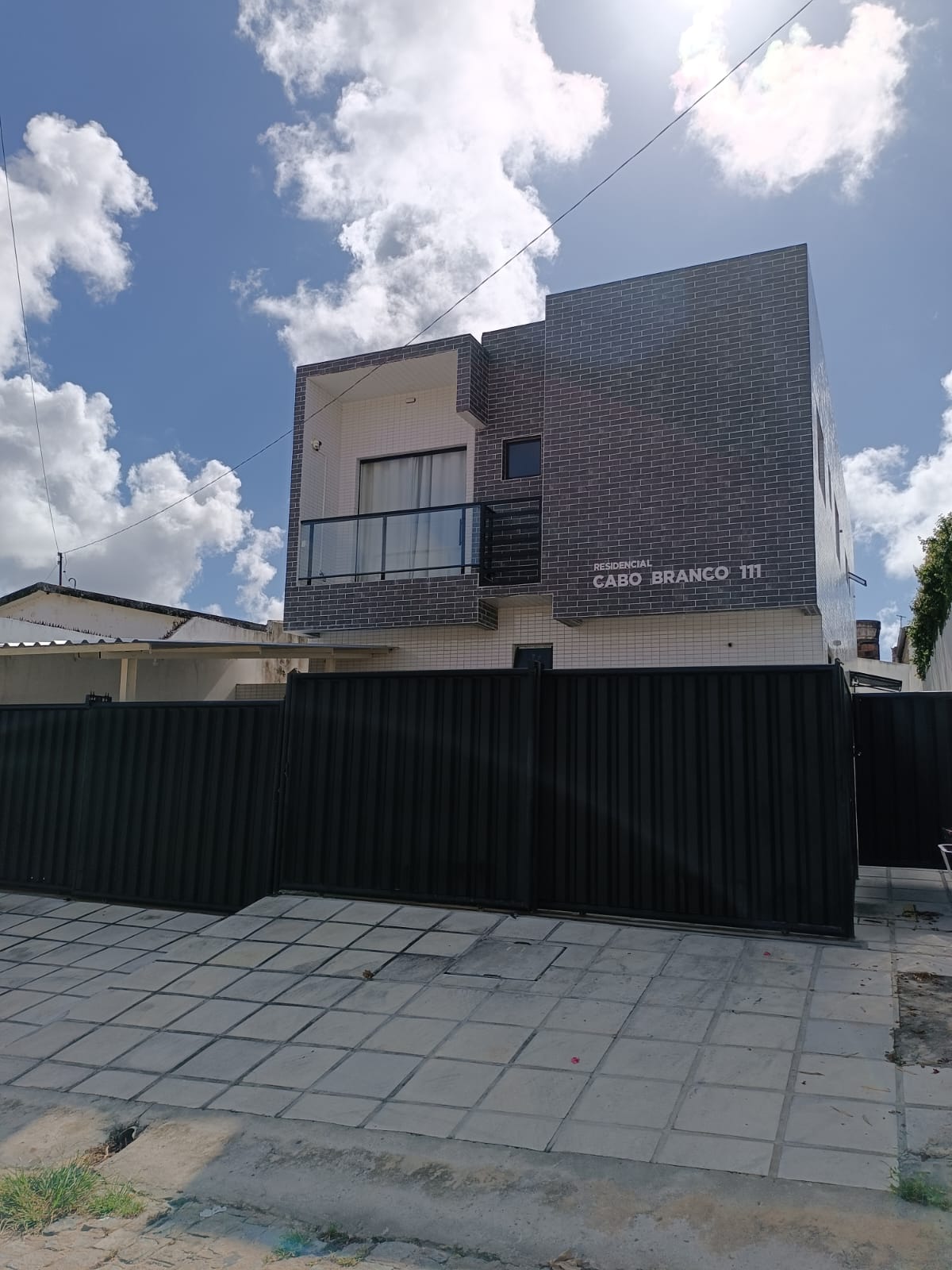 ALUGO Apartamento no Valentina com 2 Quartos sendo 1 Suíte R$ 799,00*