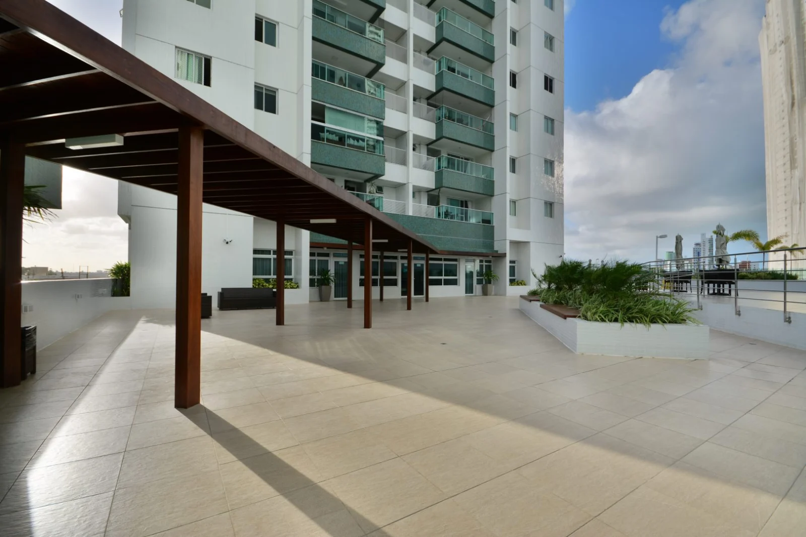 Apartamento no Altiplano com 3 Quartos + DCE, 2 Vagas, Porteira Fechada com Lazer Completo