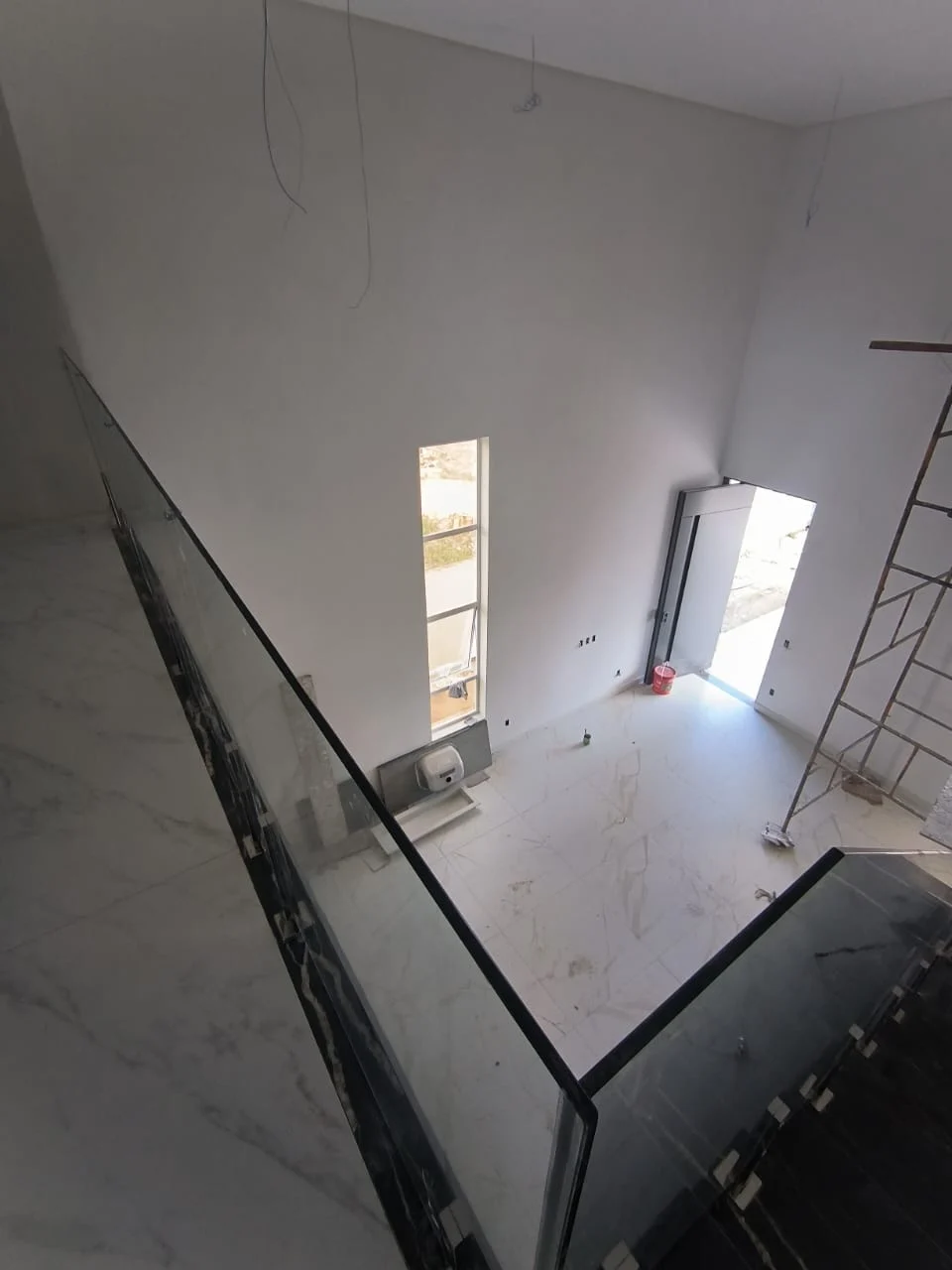 Casa no Condomínio Alphaville Paraíba com 5 Suítes sendo 1 Master, Piscina e Lazer Completo