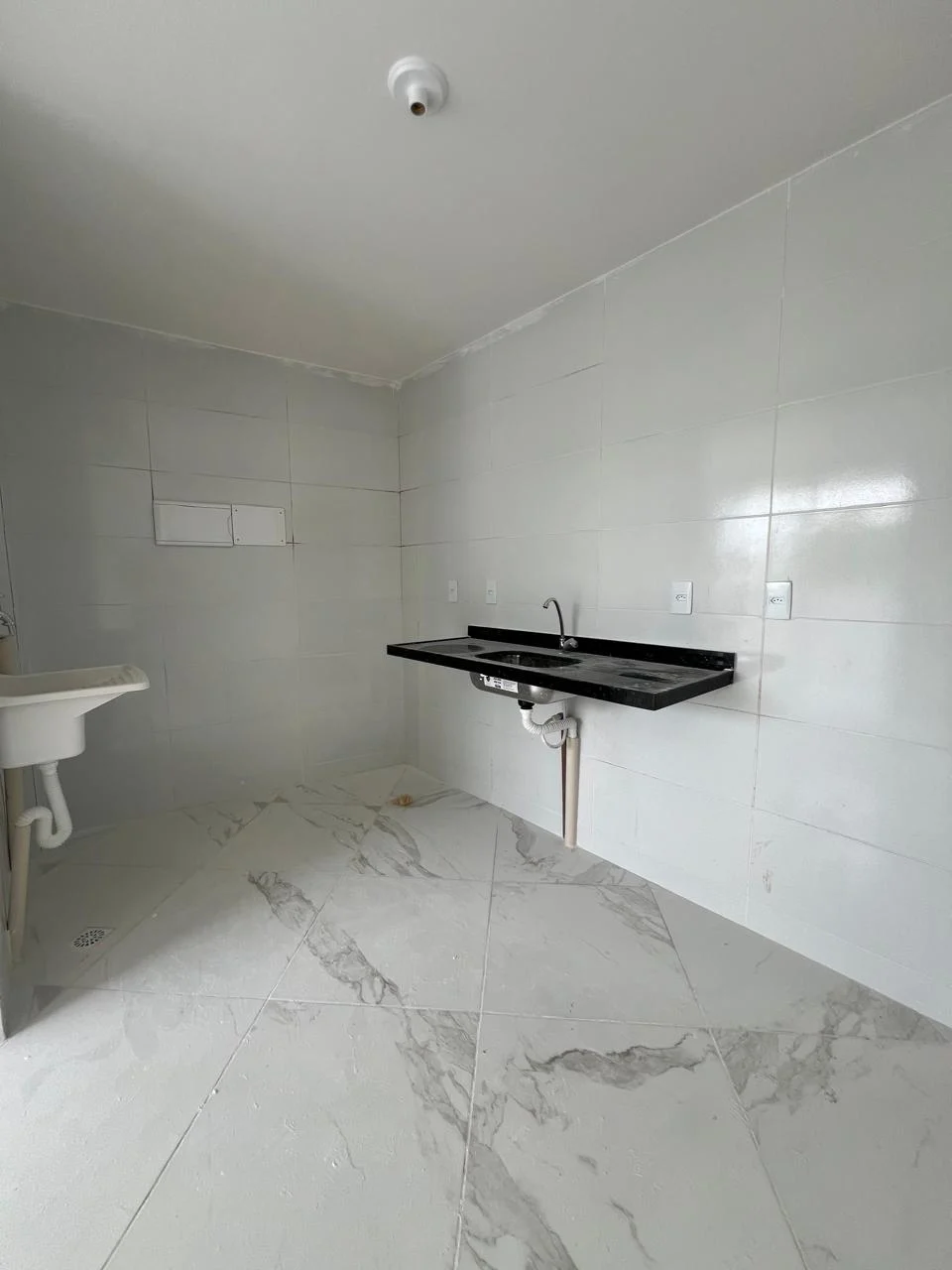 Apartamento em Paratibe/Valentina 2 Quartos