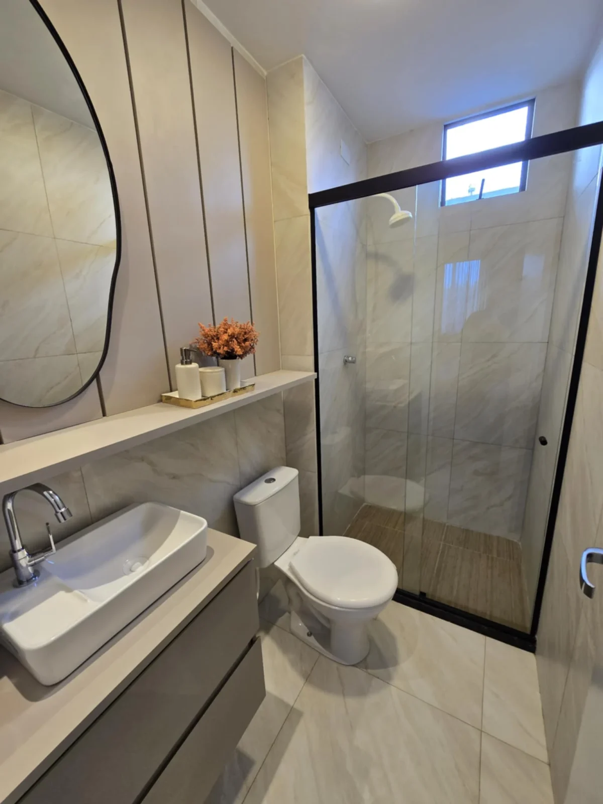 Excelente Lançamento no Treze de Maio com 2 Quartos sendo 1 Suíte com Elevador e Lazer Completo