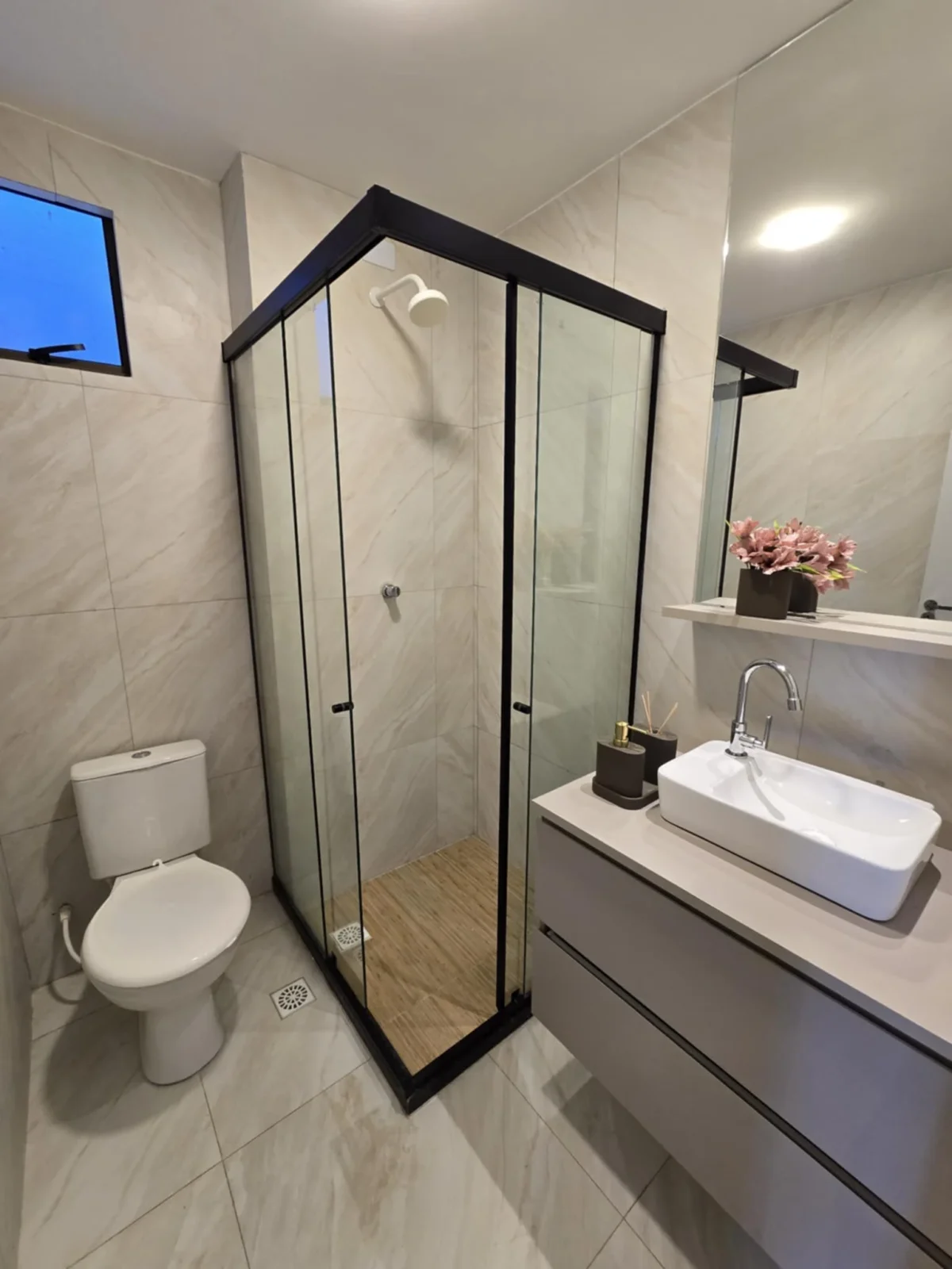 Excelente Lançamento no Treze de Maio com 2 Quartos sendo 1 Suíte com Elevador e Lazer Completo