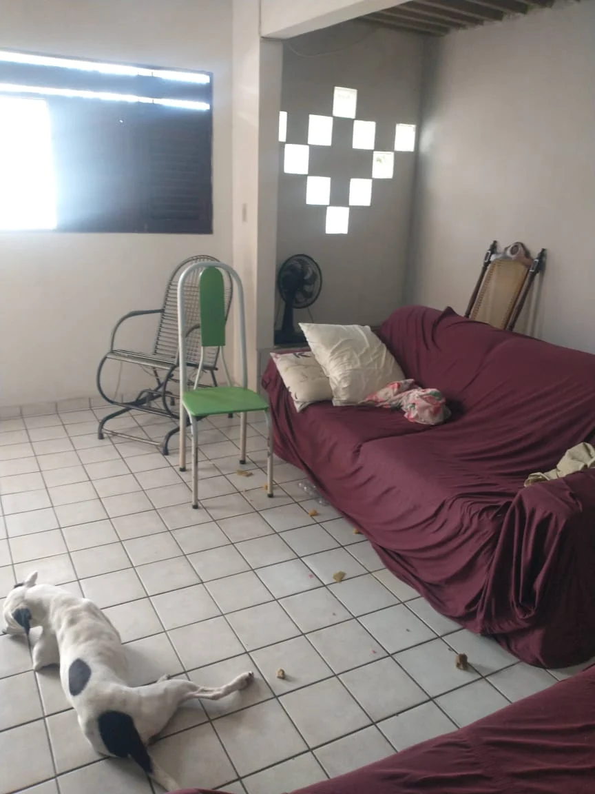 Casa no Jardim Cidade Universitária/Bancários com 4 Quartos sendo 1 Suíte