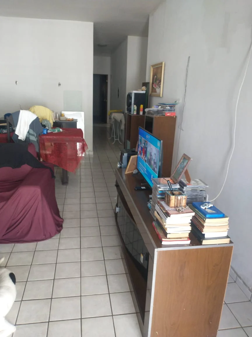 Casa no Jardim Cidade Universitária/Bancários com 4 Quartos sendo 1 Suíte